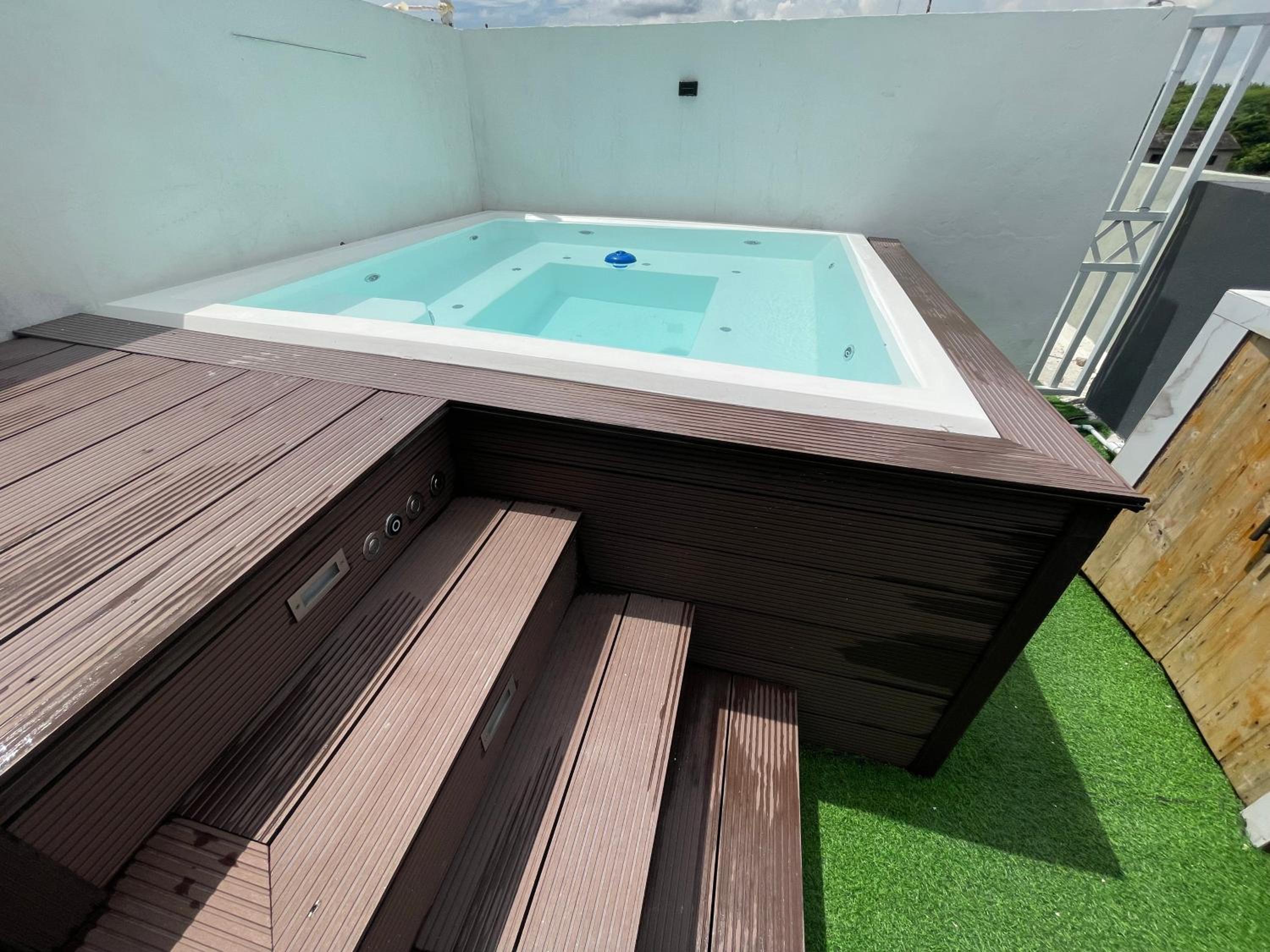 Apartamento con terraza y jacuzzi privado