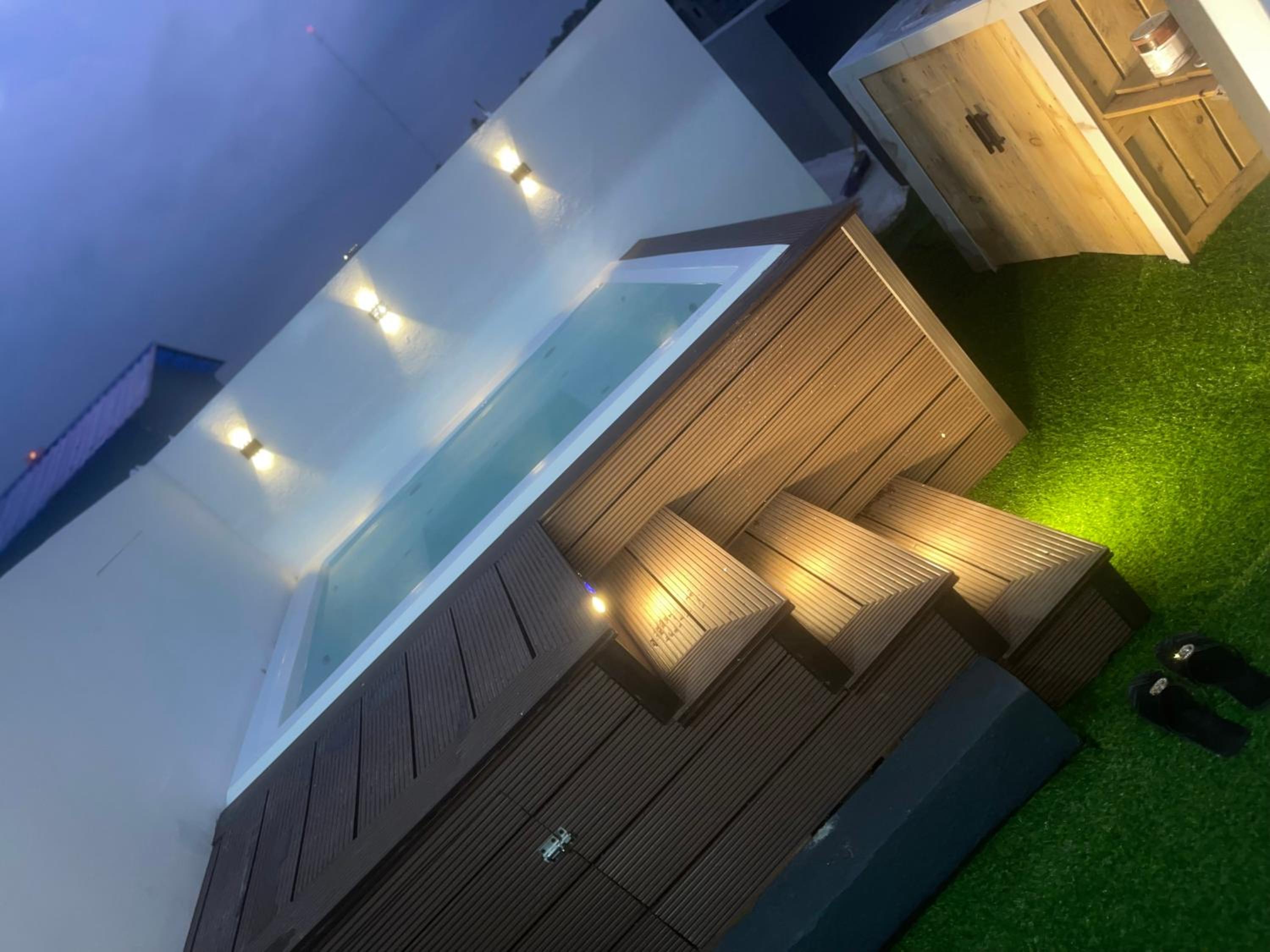 Apartamento con terraza y jacuzzi privado