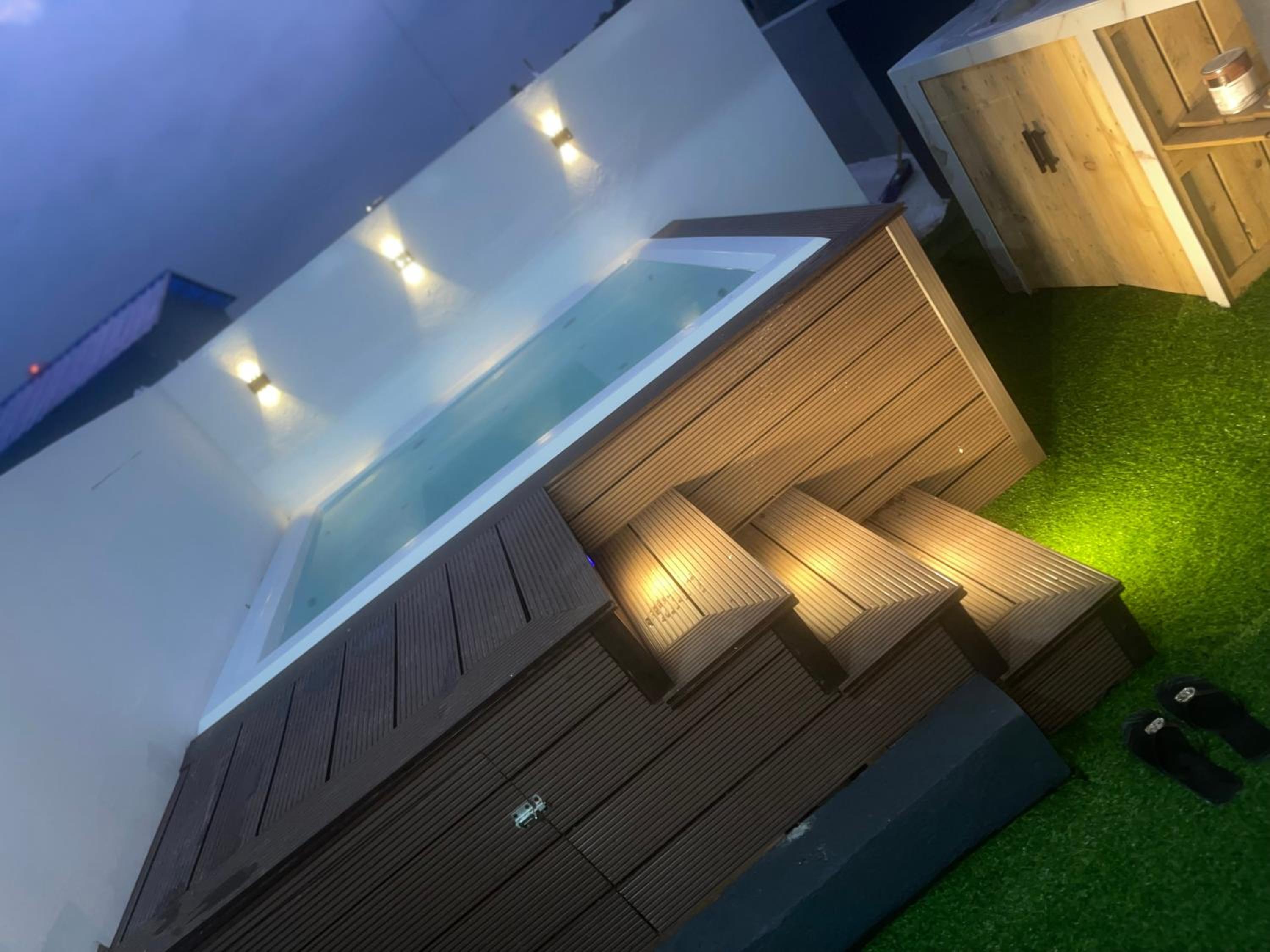 Apartamento con terraza y jacuzzi privado
