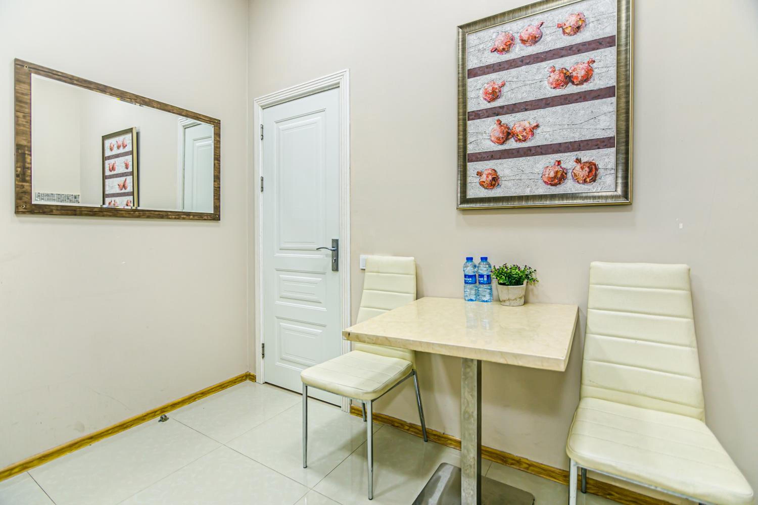 Little Gem in the Old City - One Bedroom