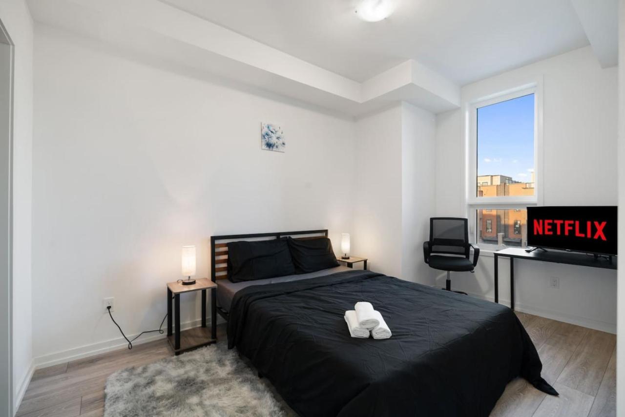 Modern Getaway with Smart TVs, Laundry and Workspace