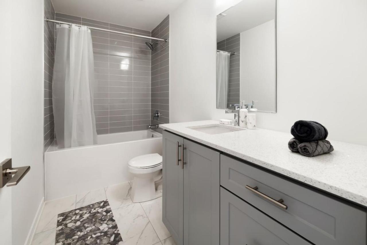 Modern Getaway with Smart TVs, Laundry and Workspace