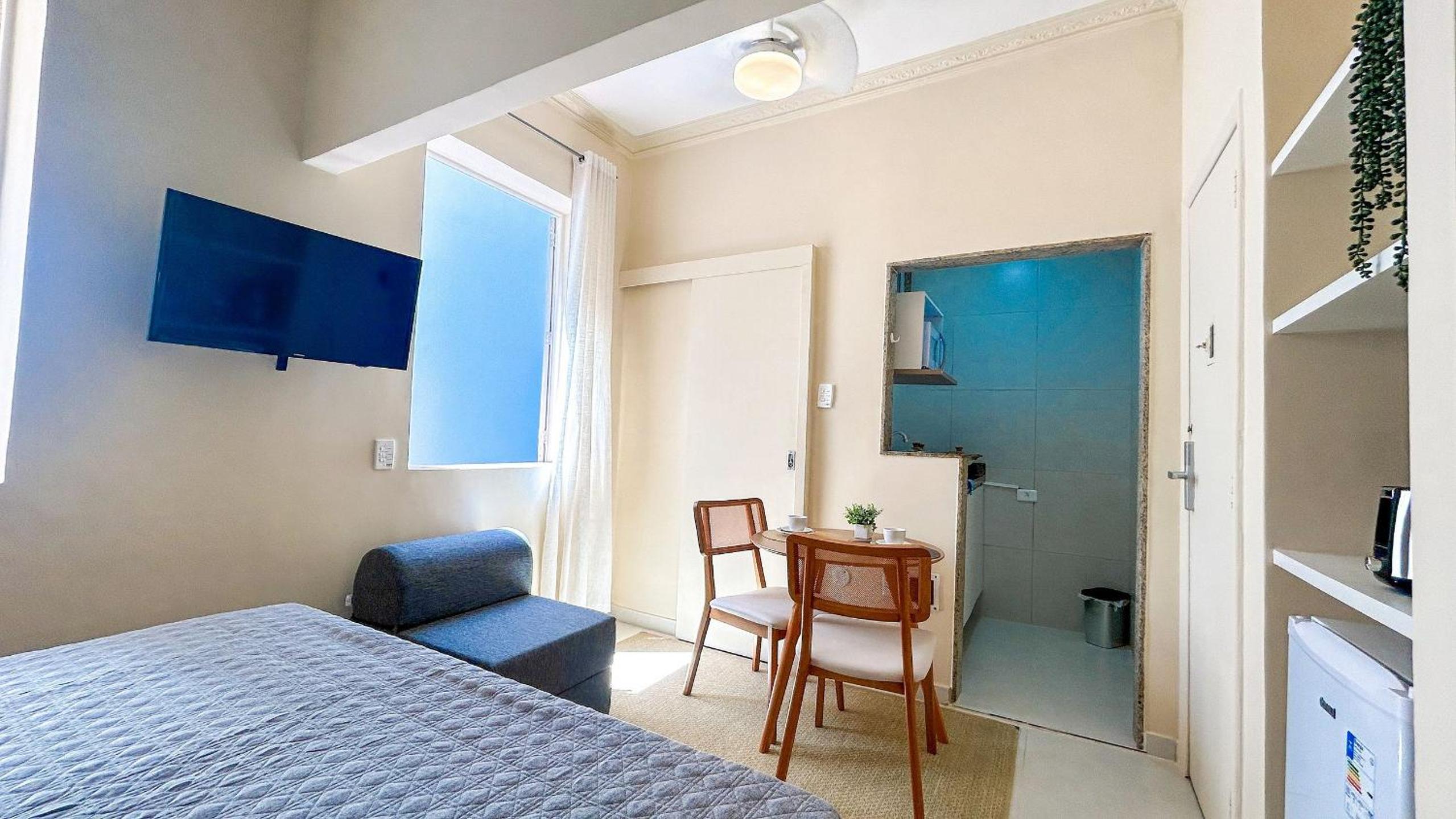 Modern studio in Leblon