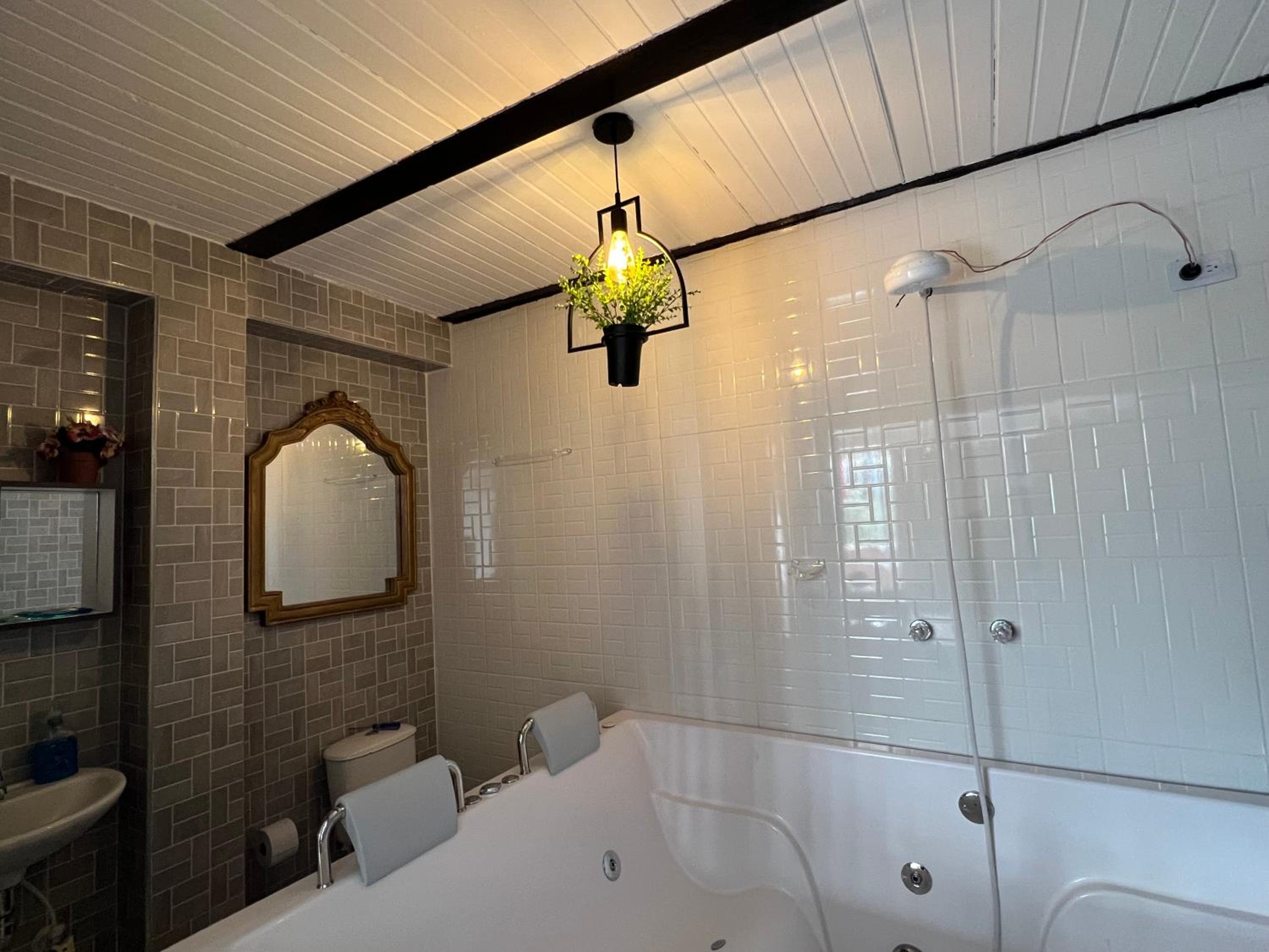 Hermosa Casa finca en Medellín con jacuzzi