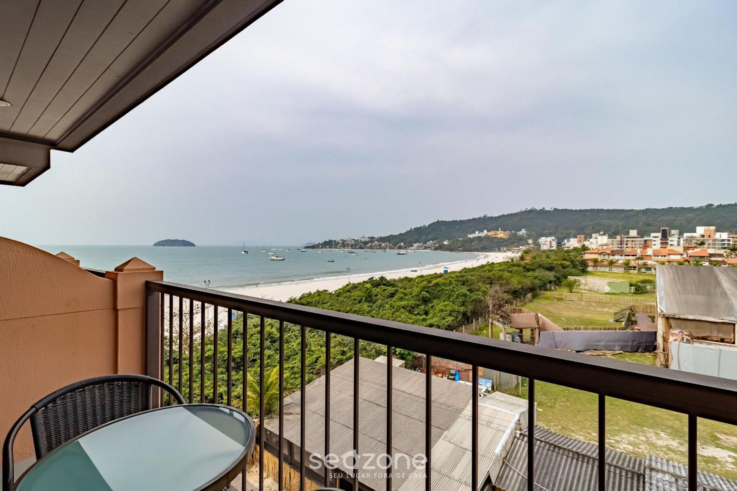 Modern Studios by the Sea - Jurerê Beach Village JBVTOP