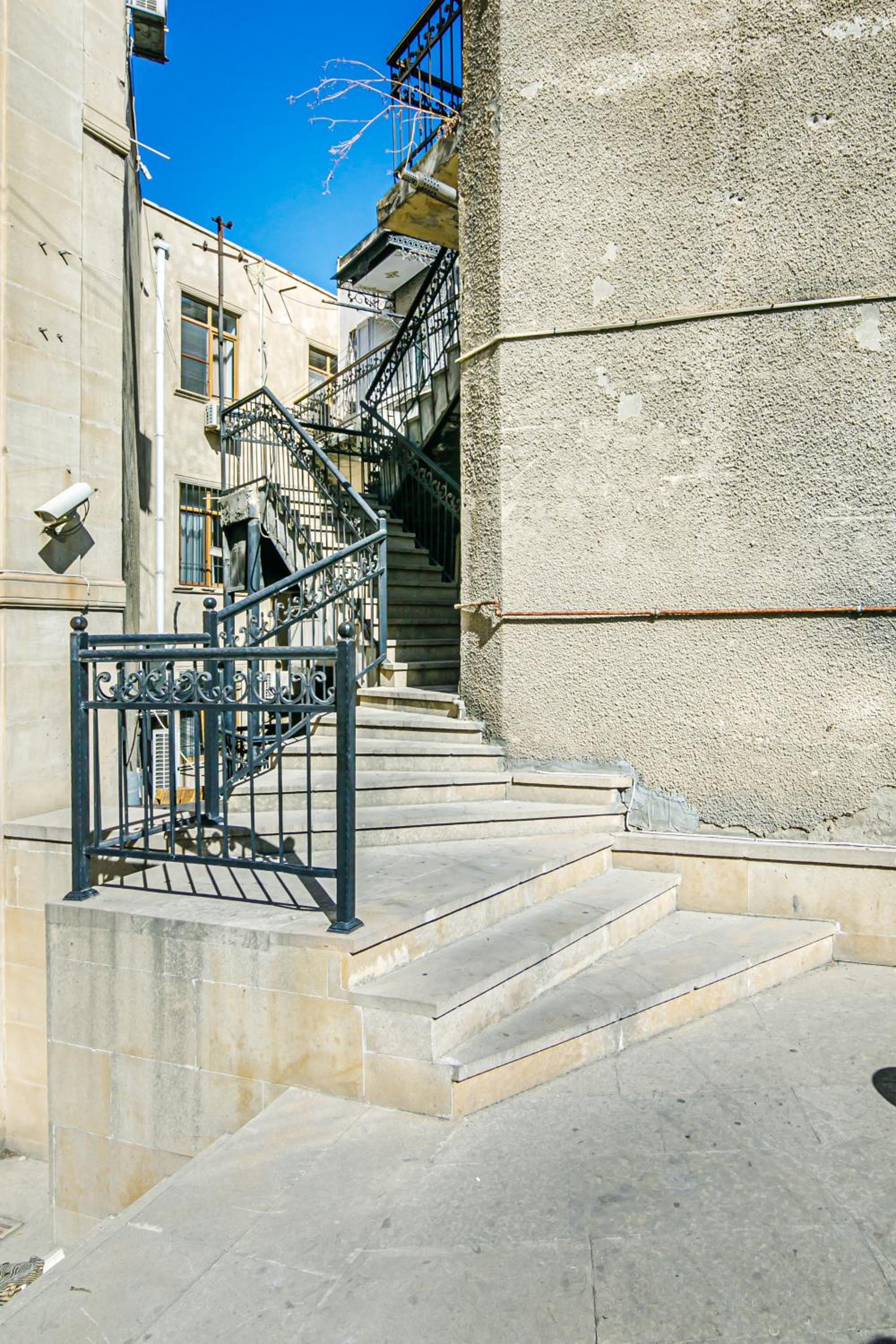 Little Gem in the Old City - One Bedroom