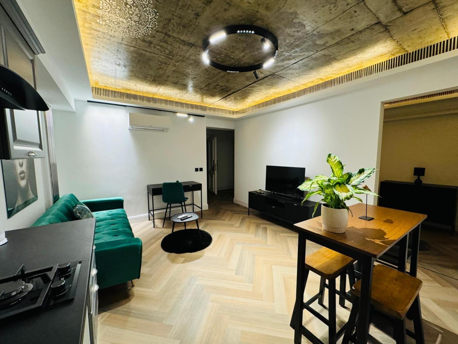 Business Lounge