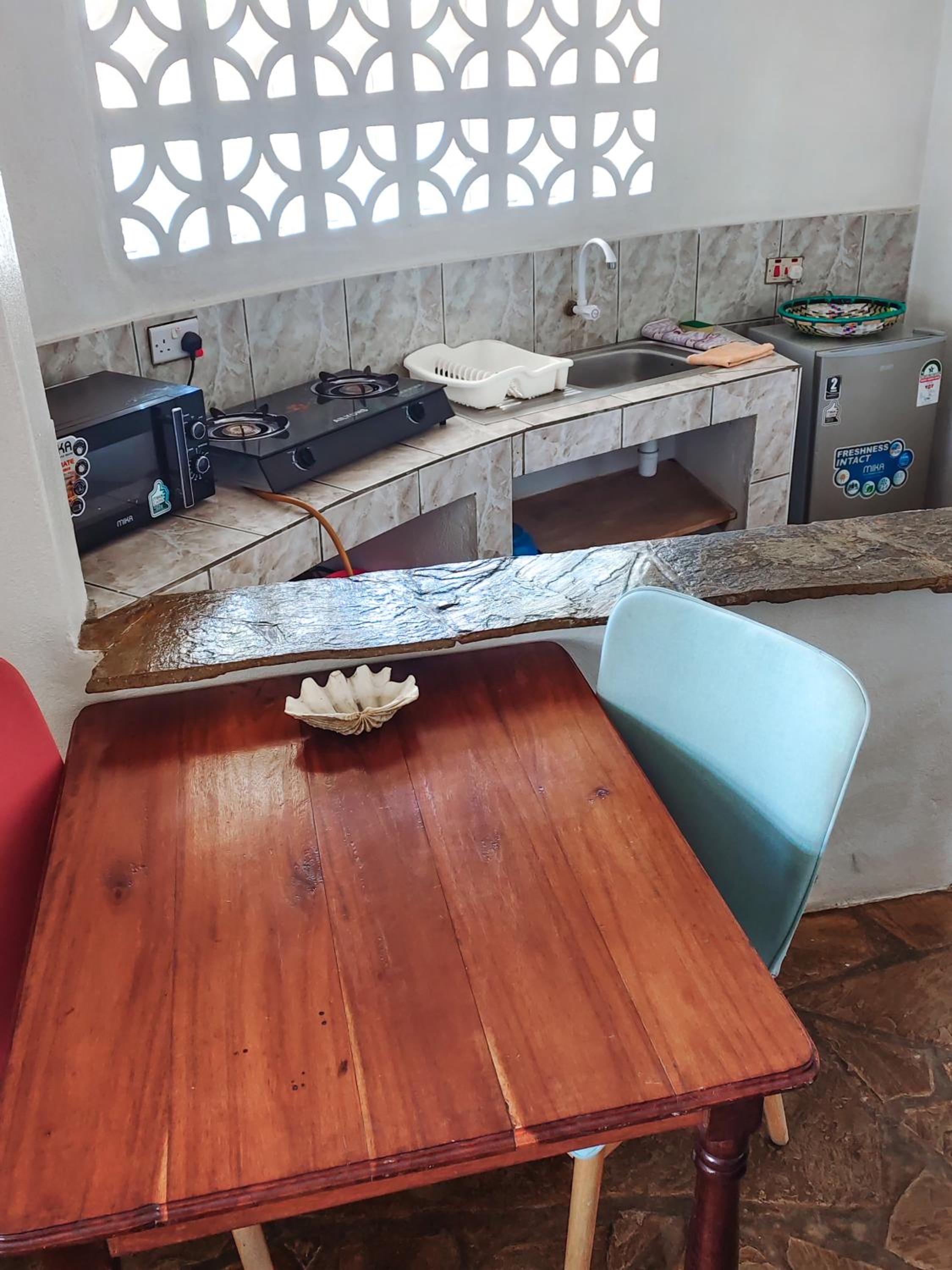 Bushbaby Cottage Diani Beach - with Starlink Highspeed Internet !!!! view 3