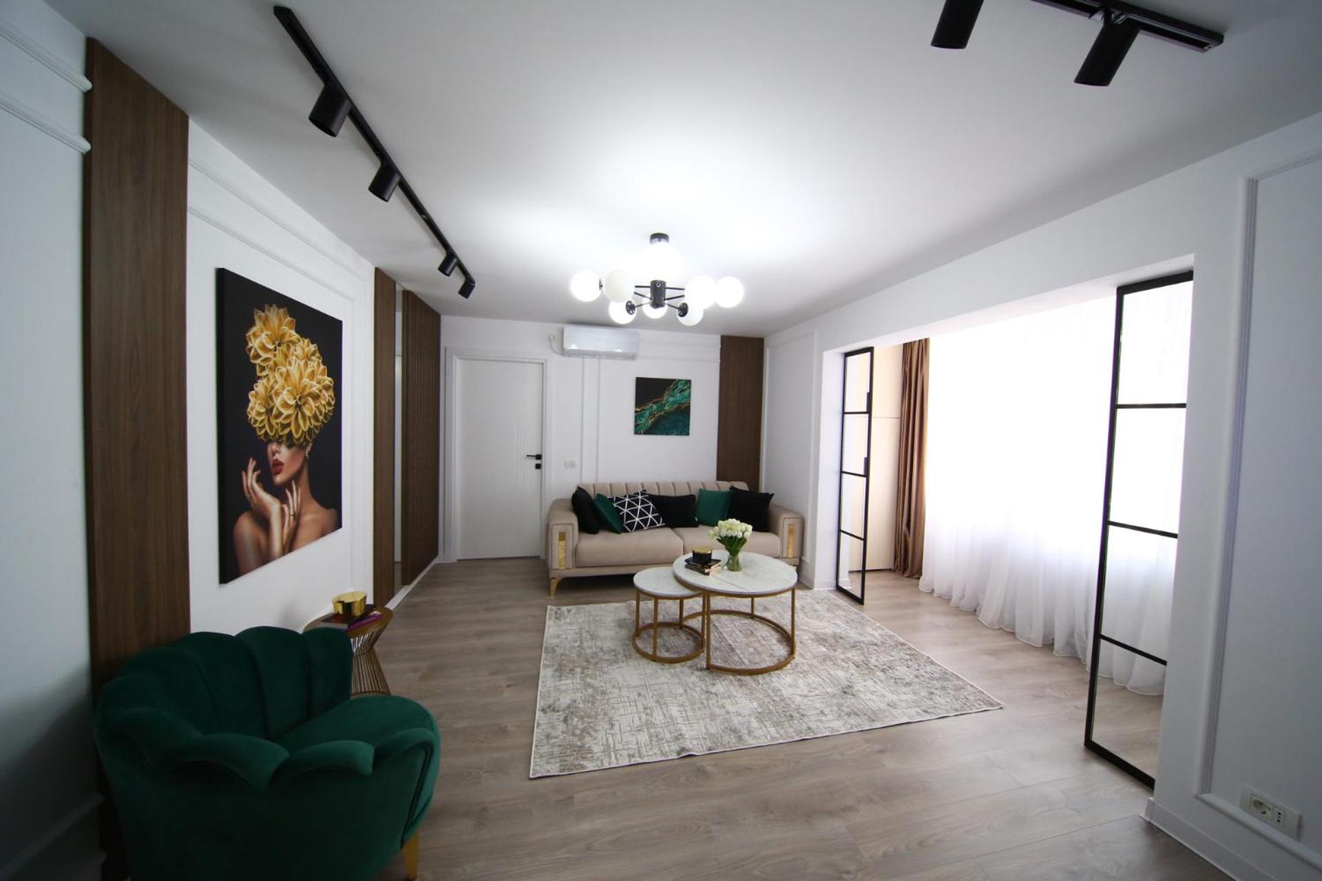 LUXURY EST ONE view 2