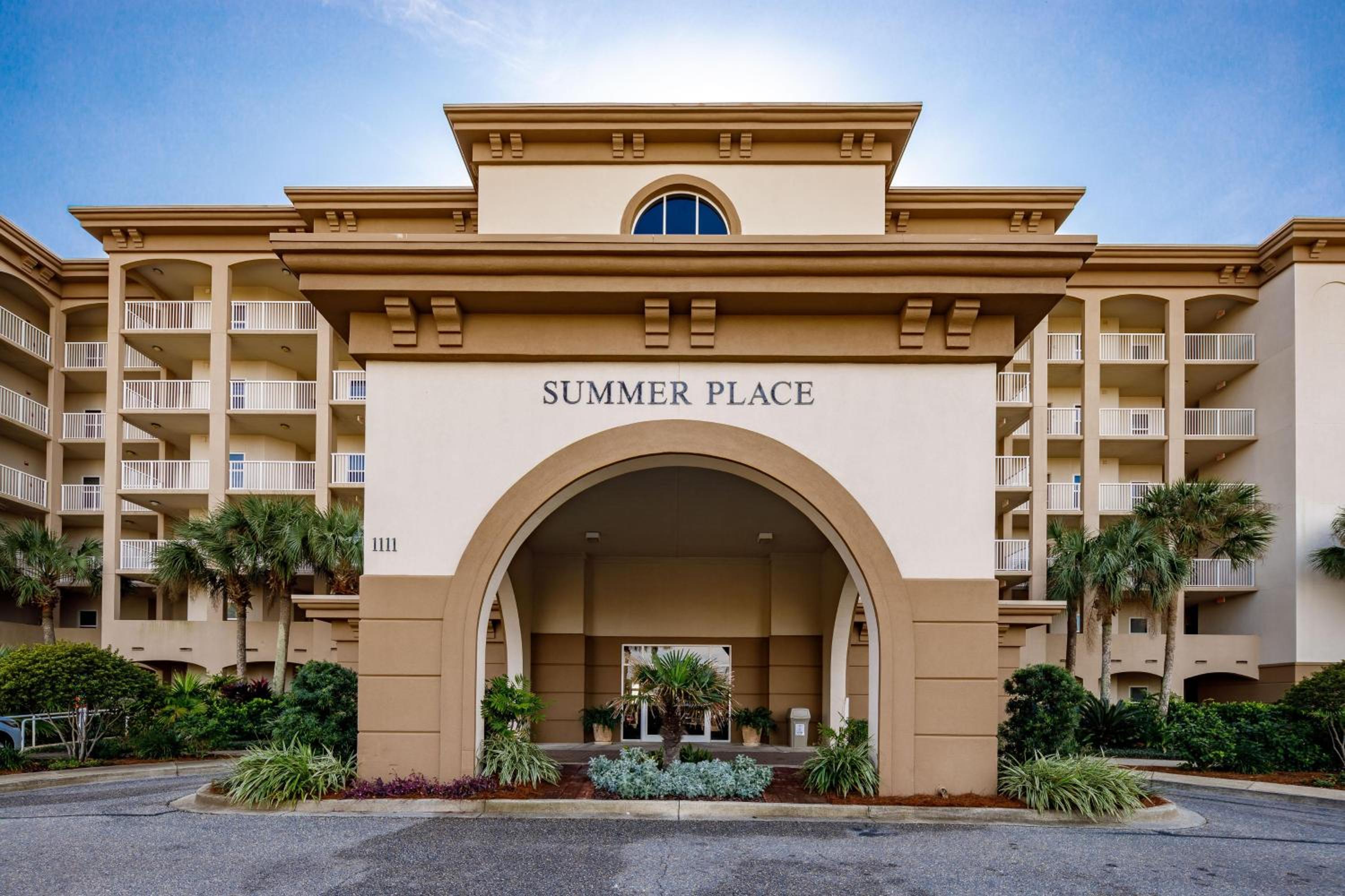 Summer Place 302