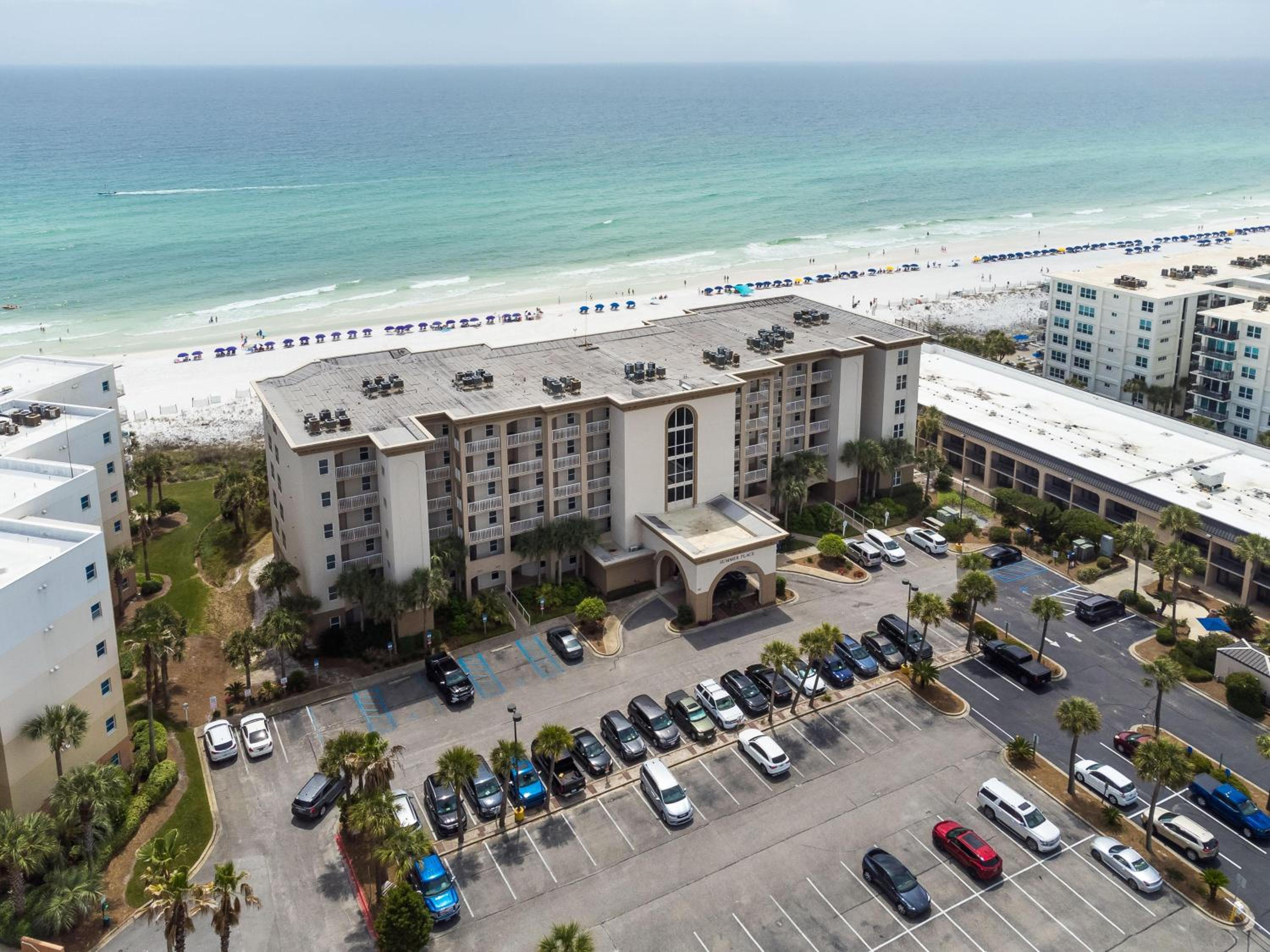 Summer Place 302