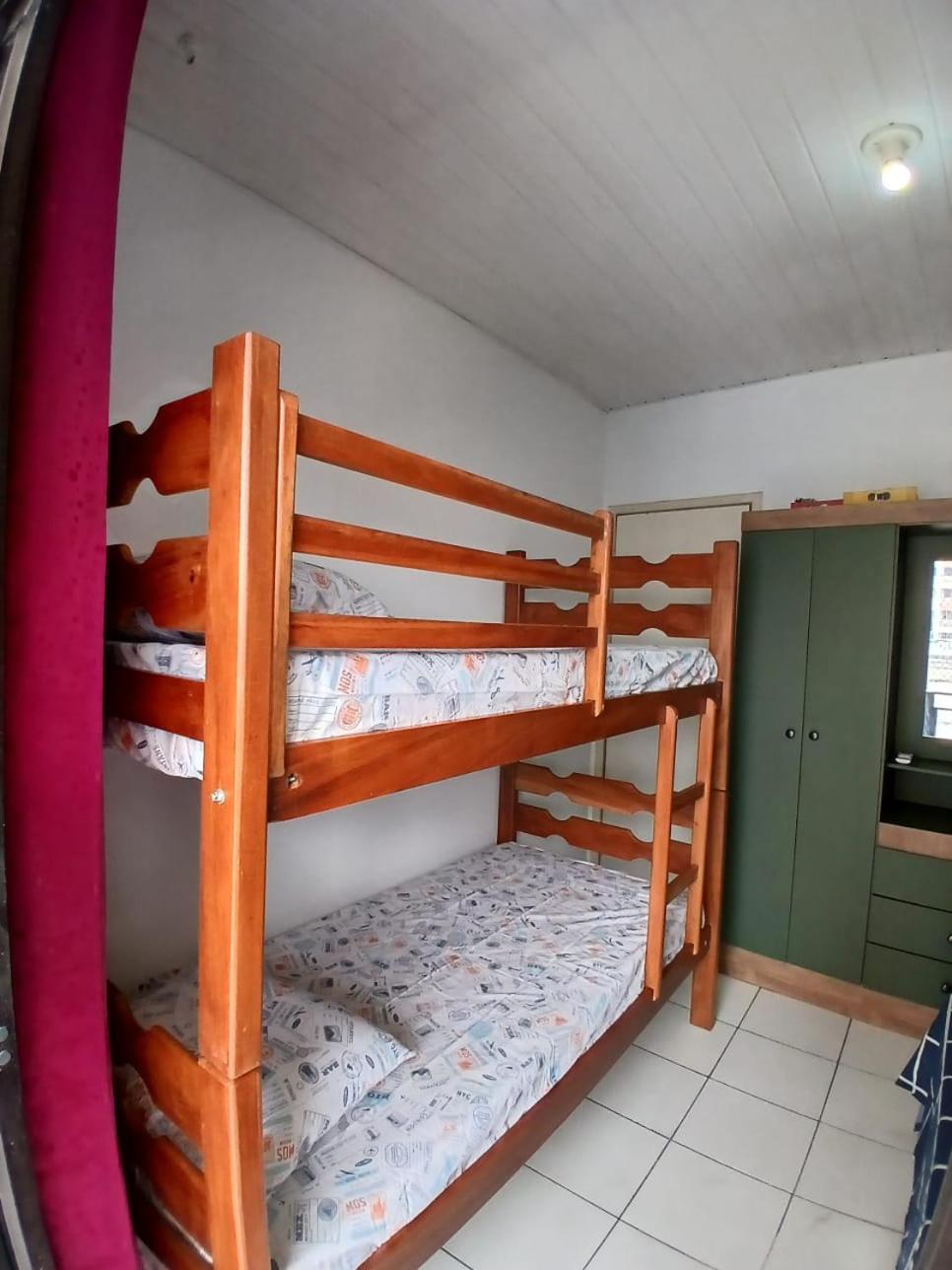 Quarto em Belém para mulheres, casais e famílias