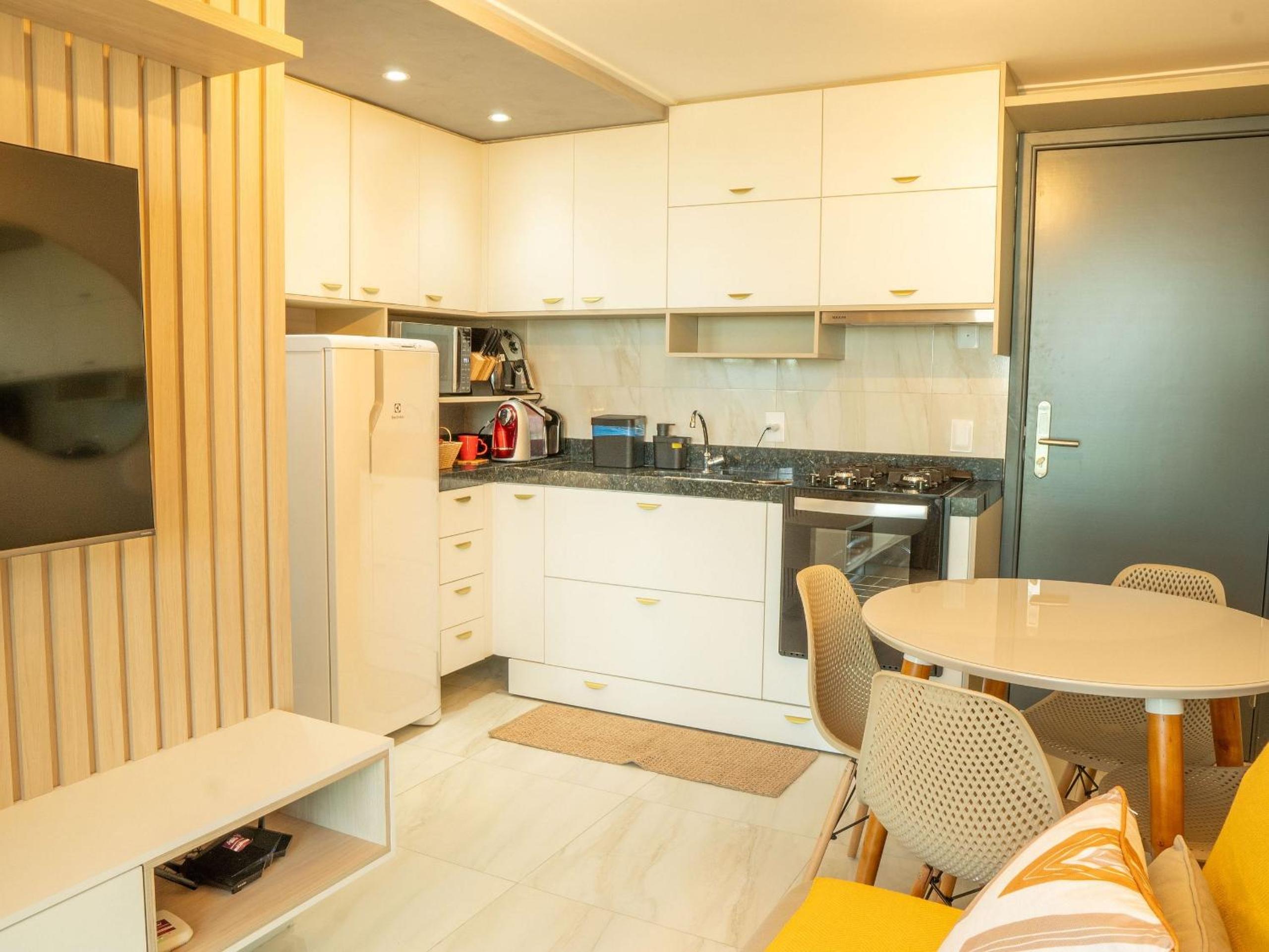 Beachfront flat at Porto de Galinhas beach, close to the natural pools.