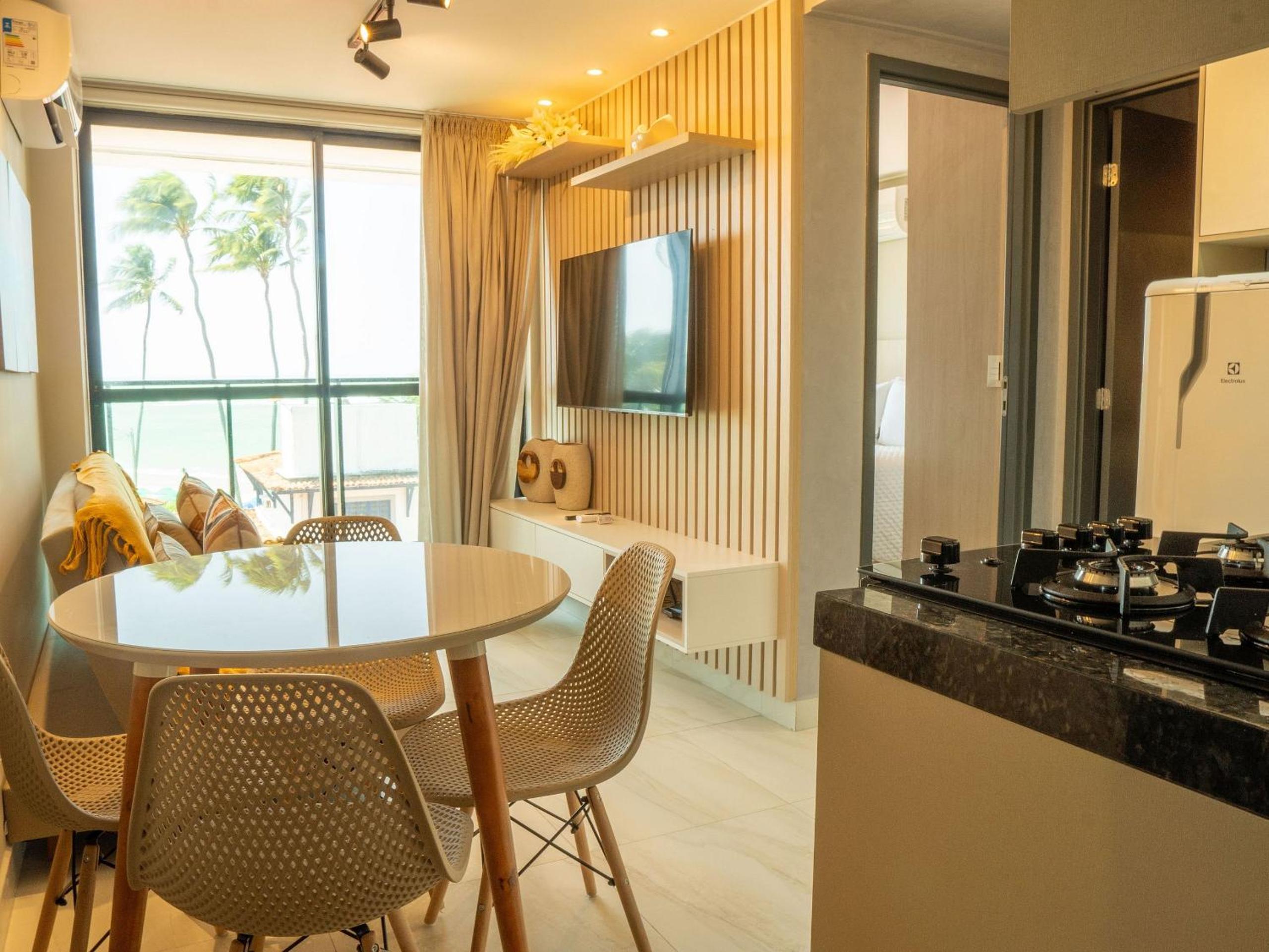 Beachfront flat at Porto de Galinhas beach, close to the natural pools.