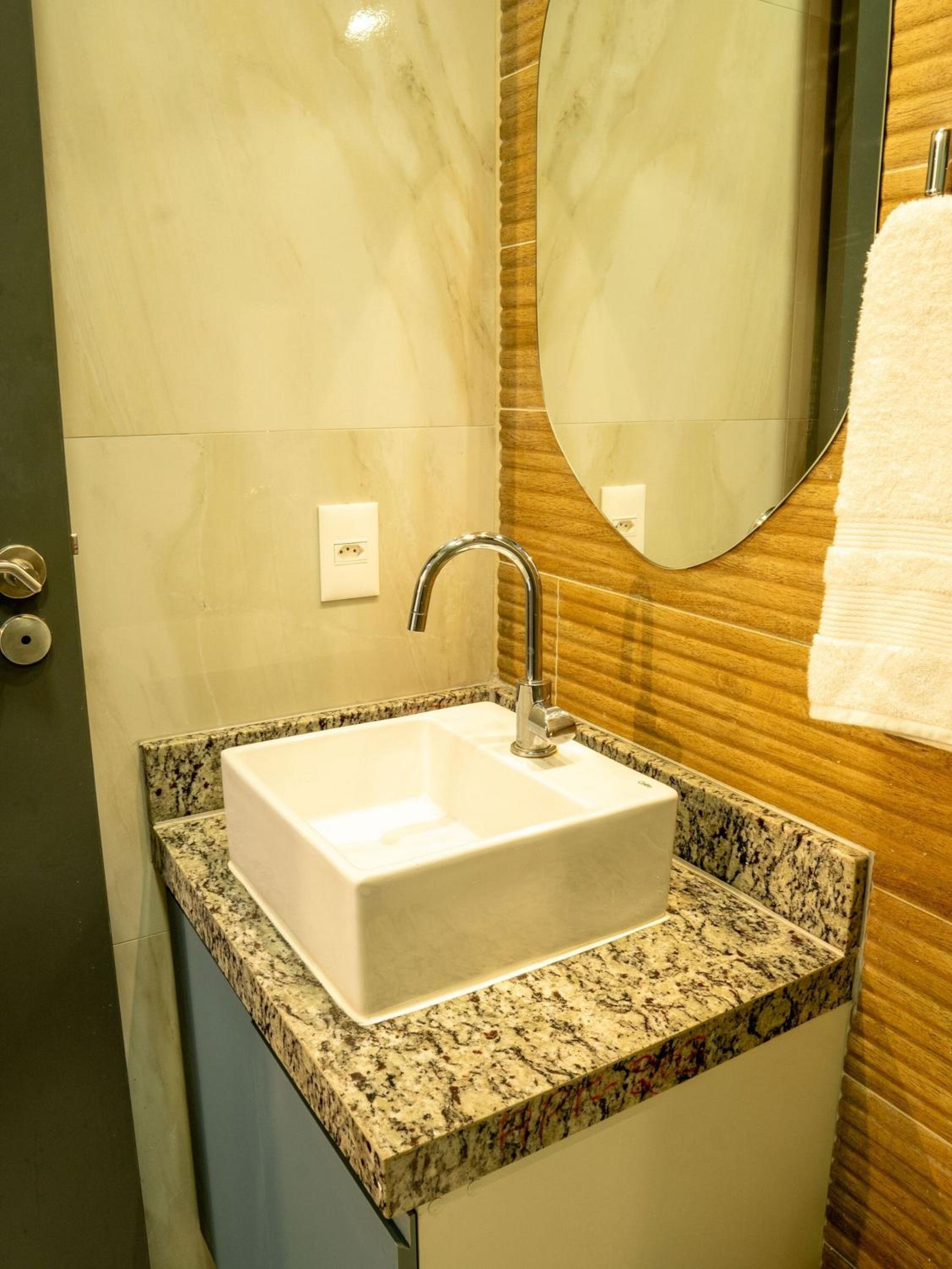 Beachfront flat at Porto de Galinhas beach, close to the natural pools.