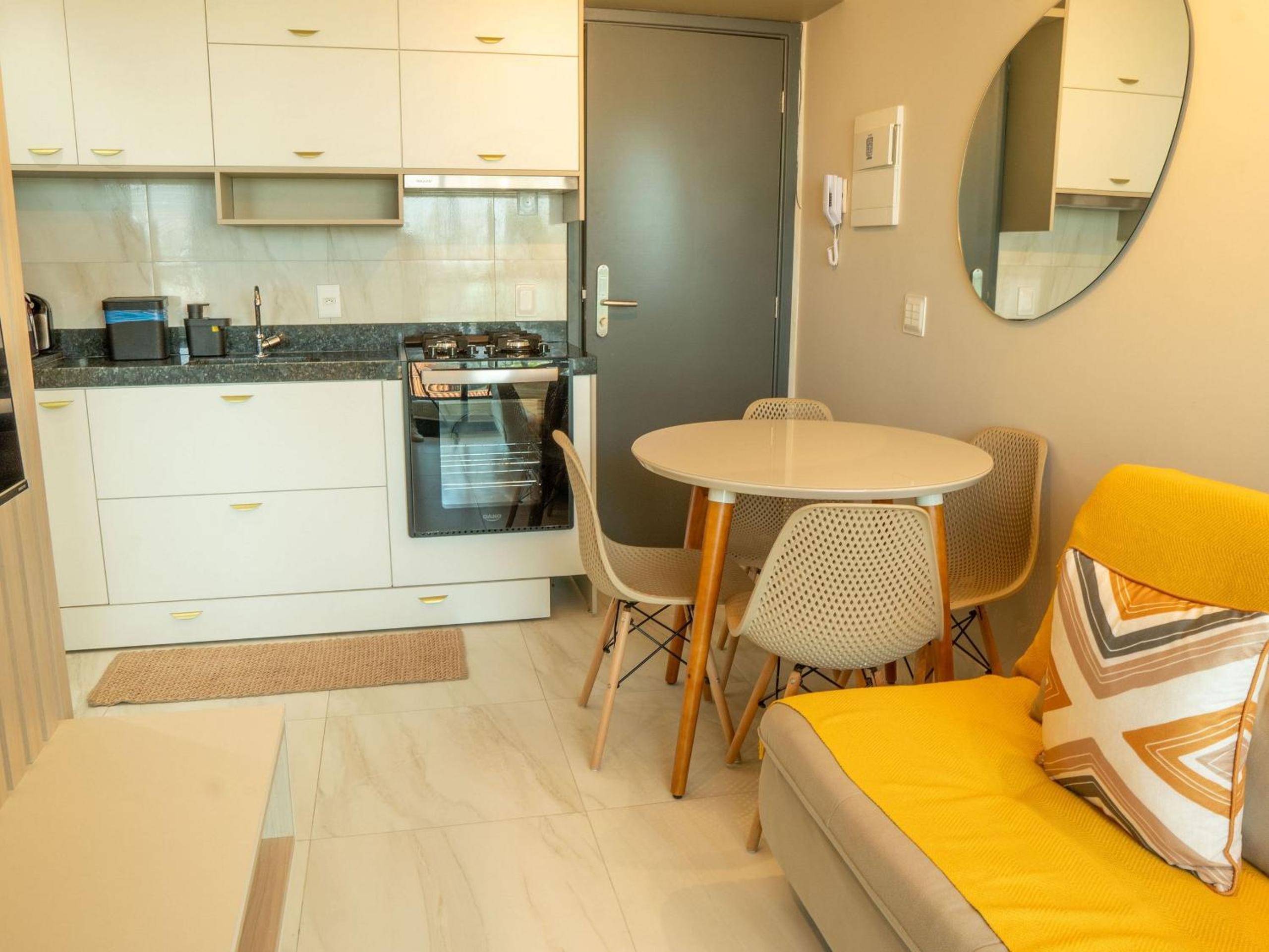 Beachfront flat at Porto de Galinhas beach, close to the natural pools.