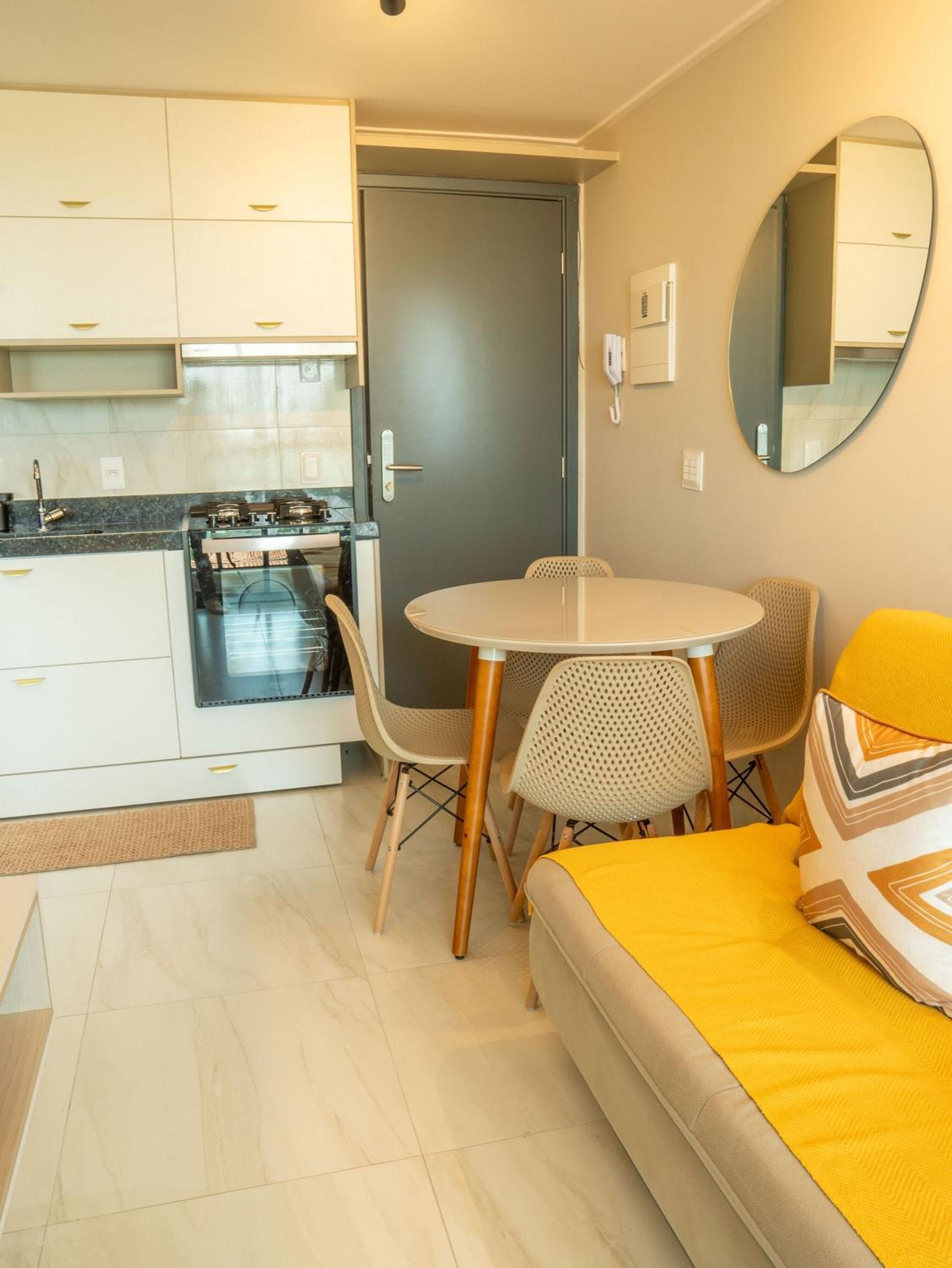 Beachfront flat at Porto de Galinhas beach, close to the natural pools.