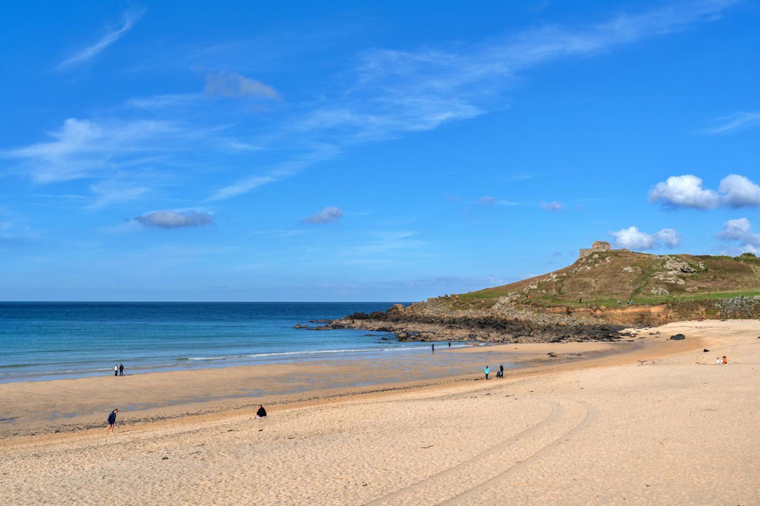 Finest Retreats - No 6 Porthgwidden view 4