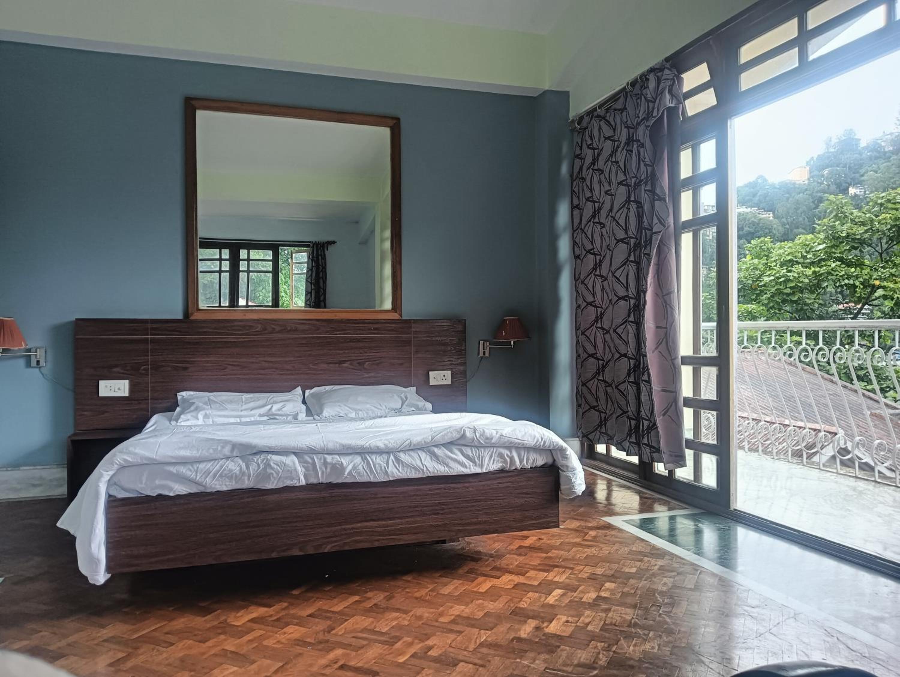Ronglyang Lotus Villa