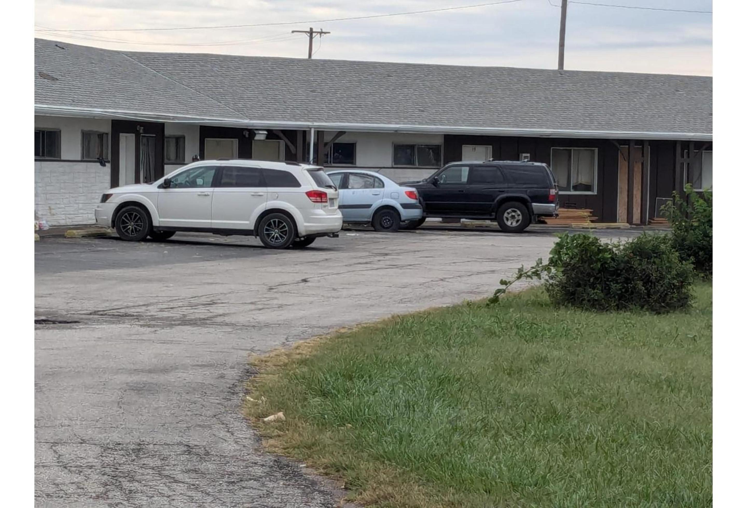 Capri Motel By OYO Elwood, Wathena view 2