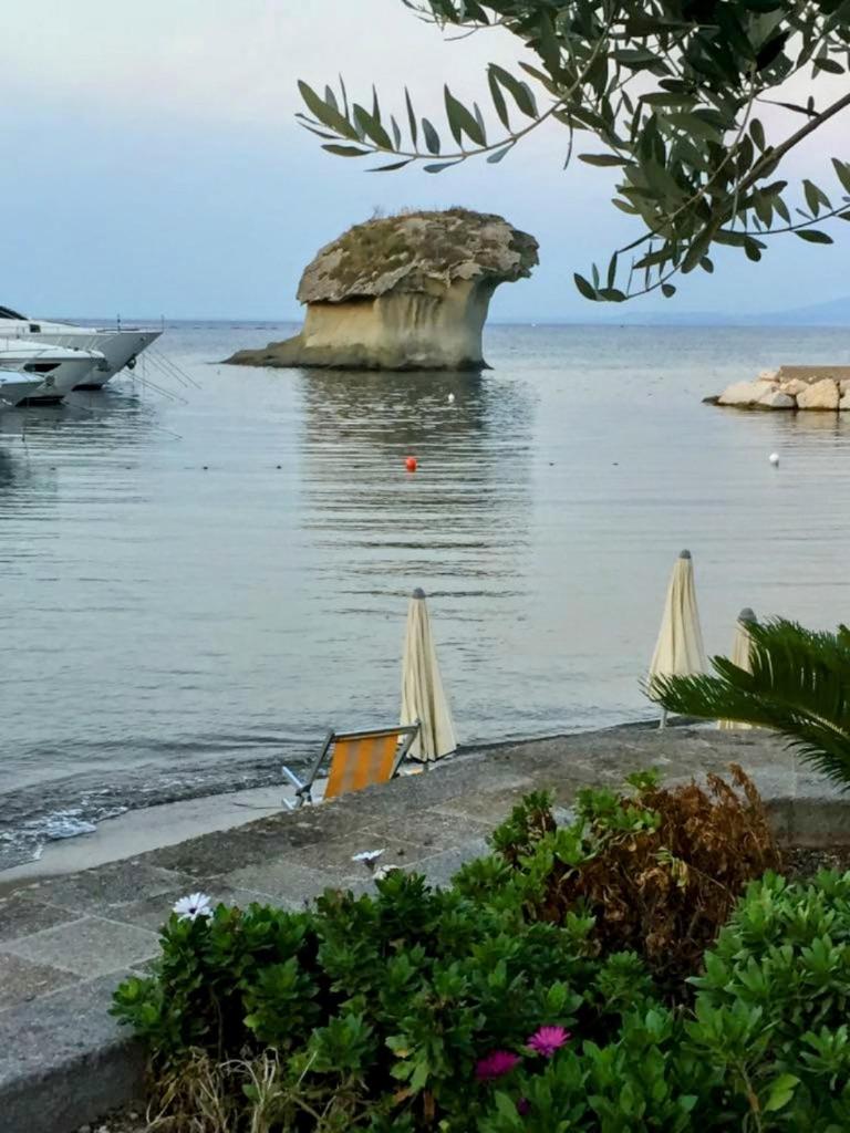Gigi centralissimo appartamento Ischia Lacco Ameno