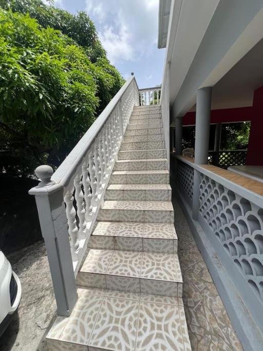 Terrasse des Manguiers : logement indépendant