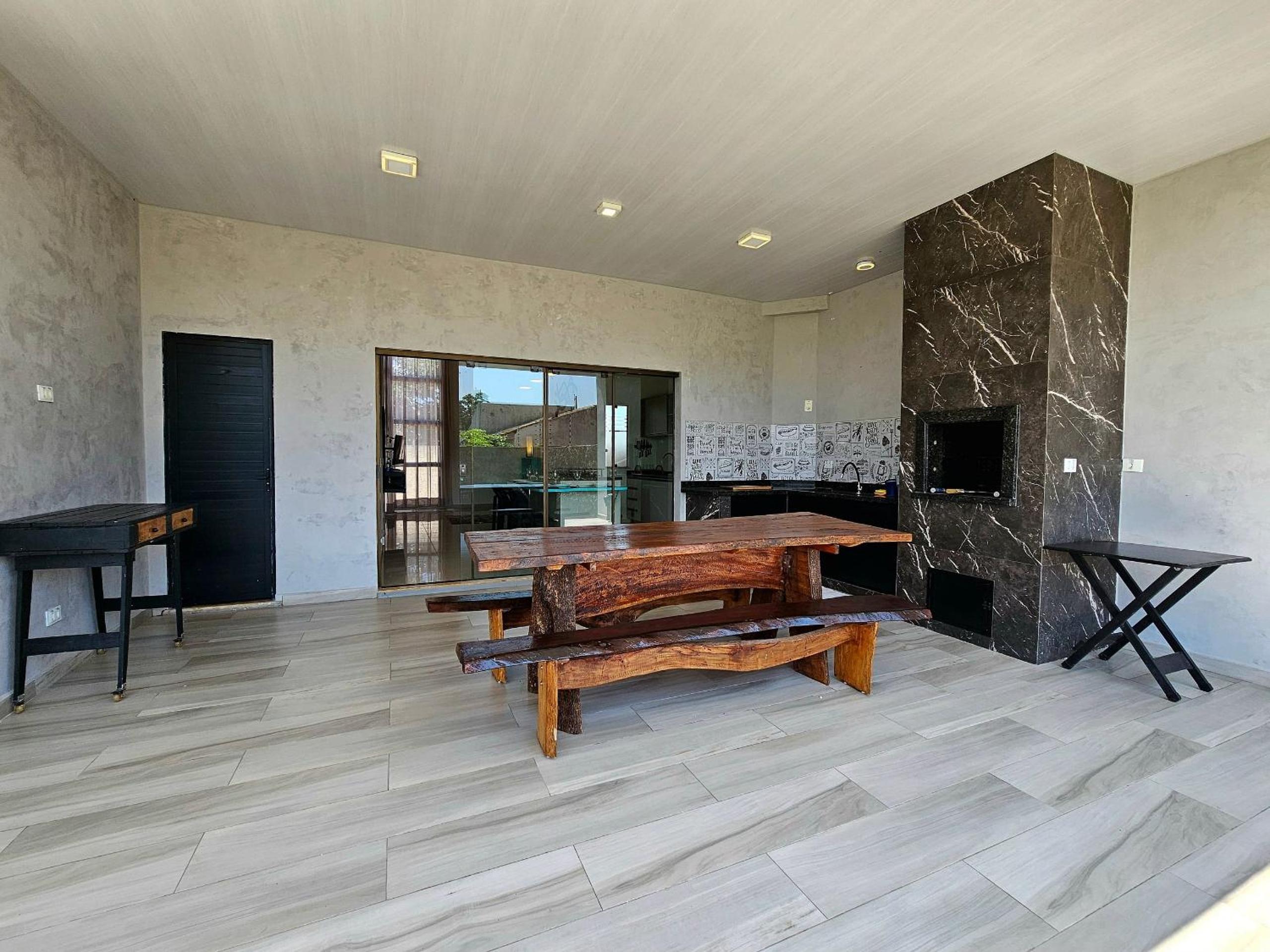 Casa quintal amplo prox Cataratas Aeropt e Argenti