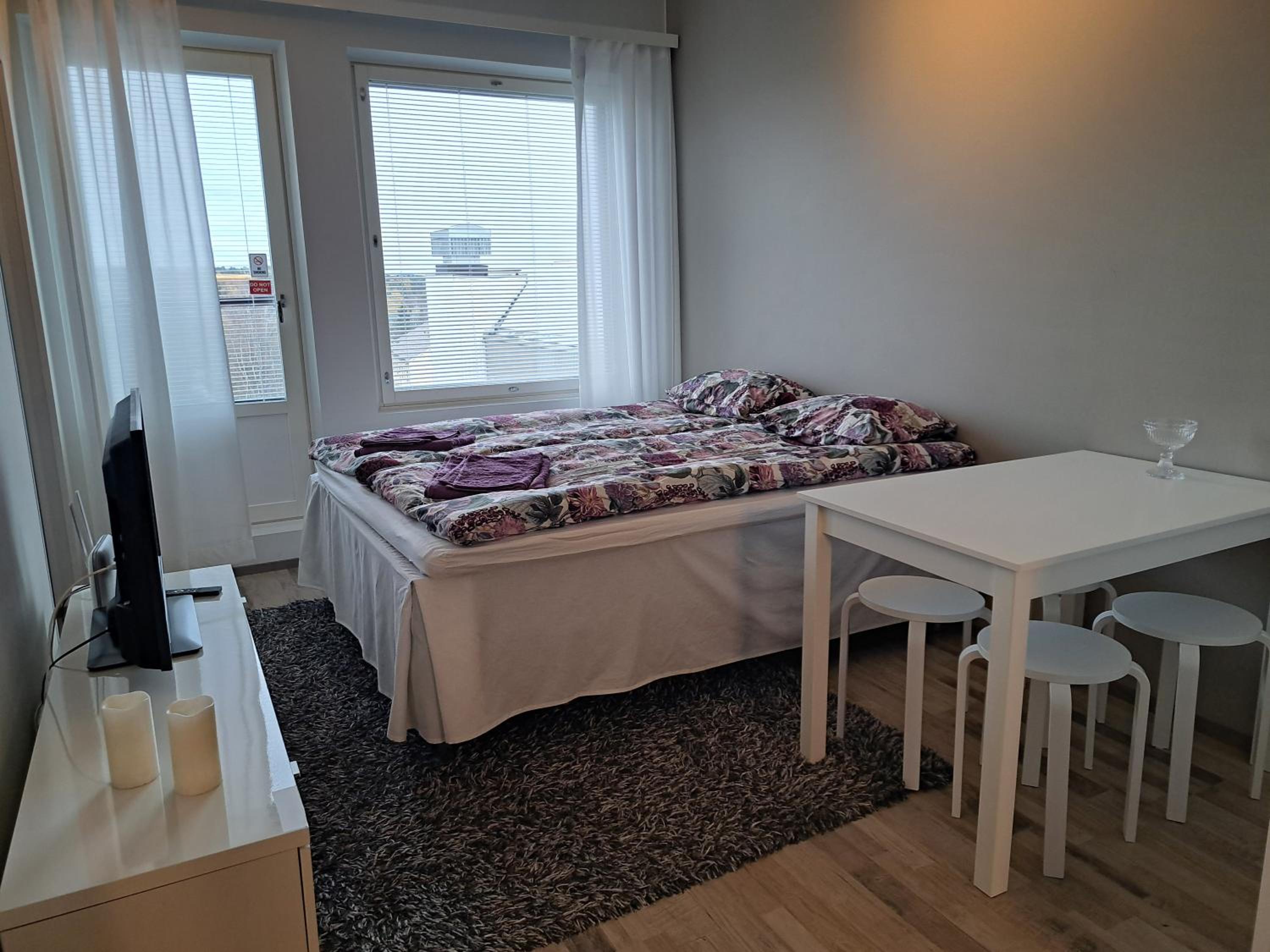 Top Floor City Apartment