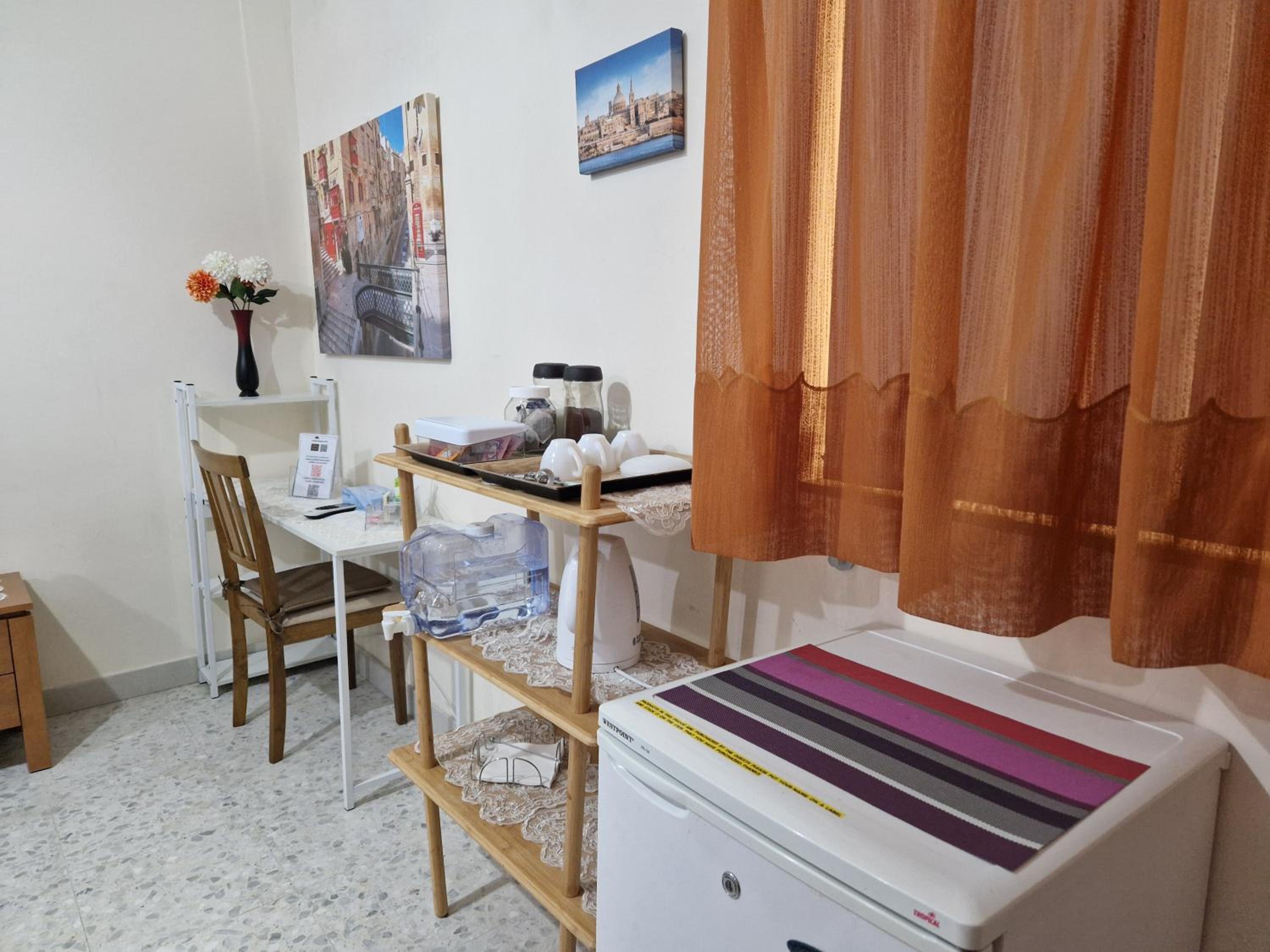 Saracini's Homestay - Property Image 5
