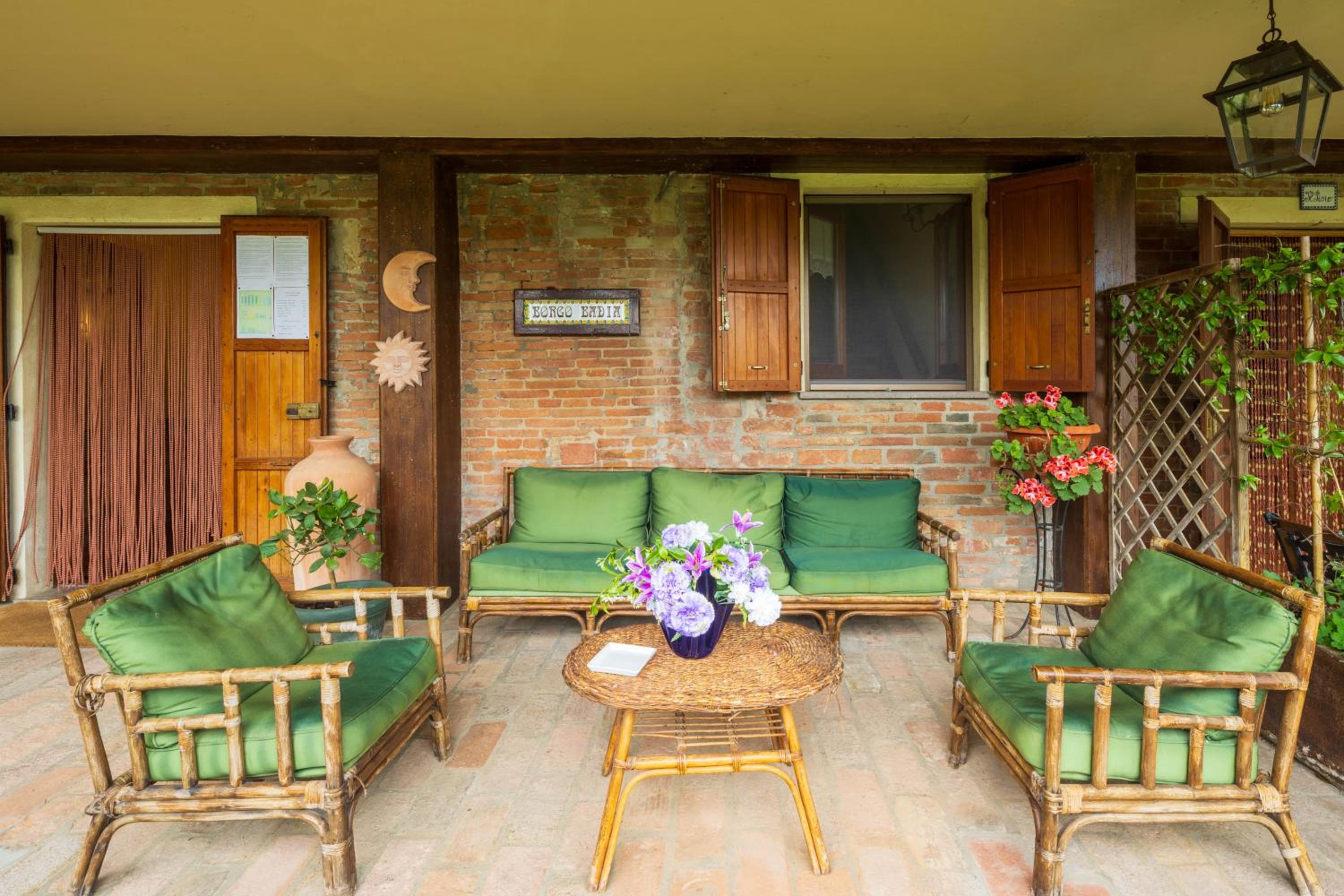 Borgo Badia by VacaVilla view 3