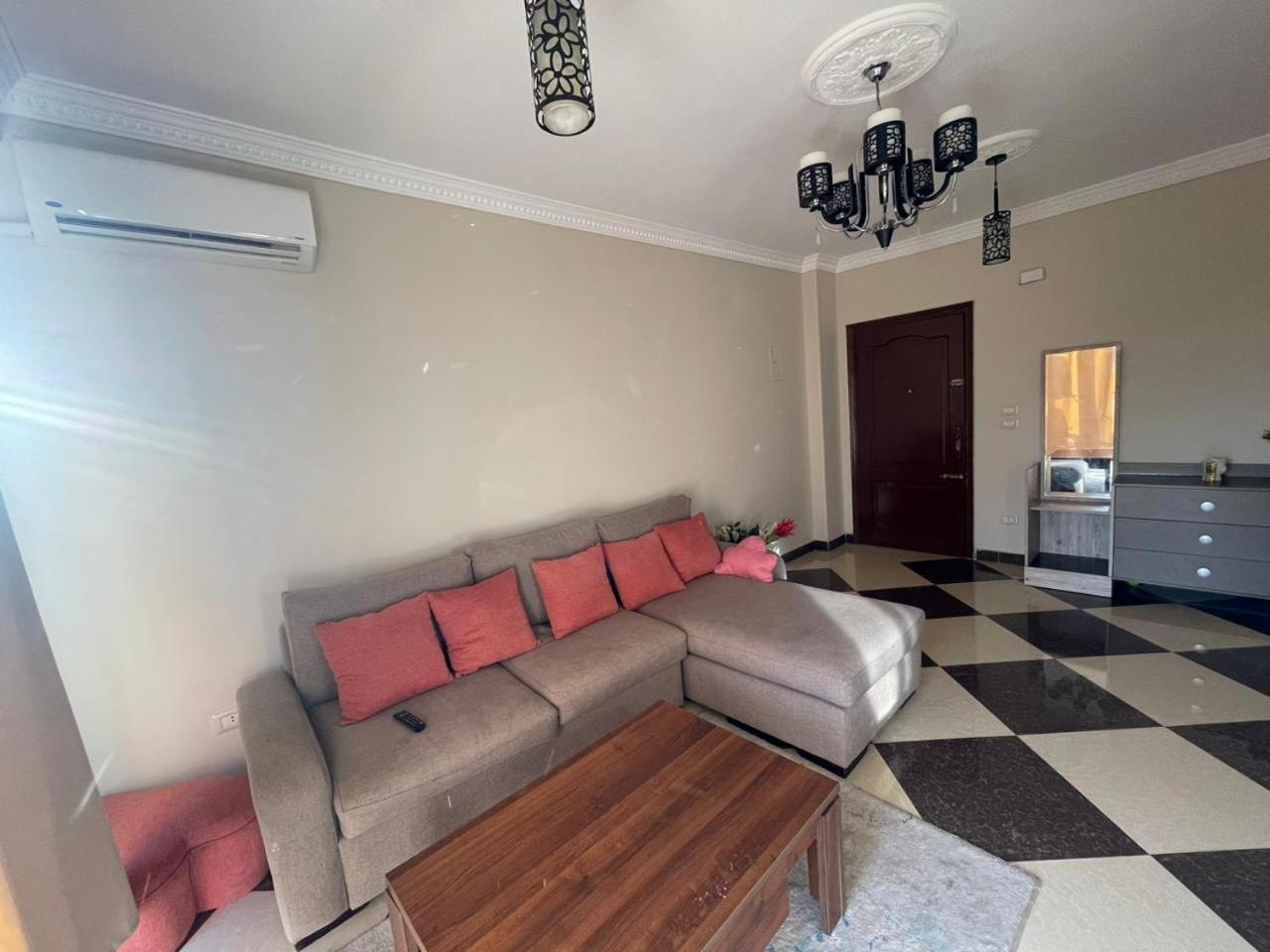 Apartment 2 bedroom at Rawdet zayed - El shiekh zayed view 3