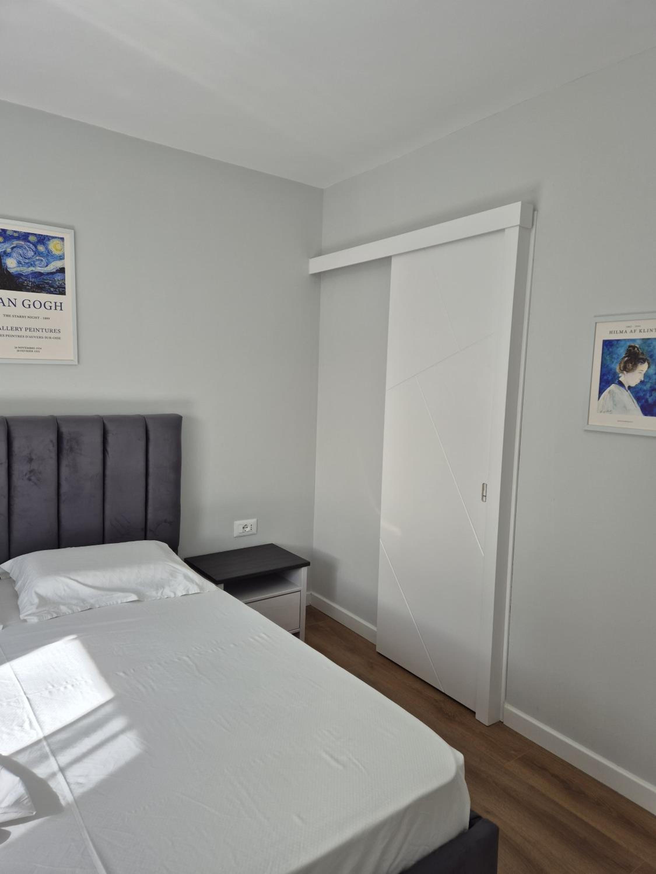 Mosaic Cane Apartment 2