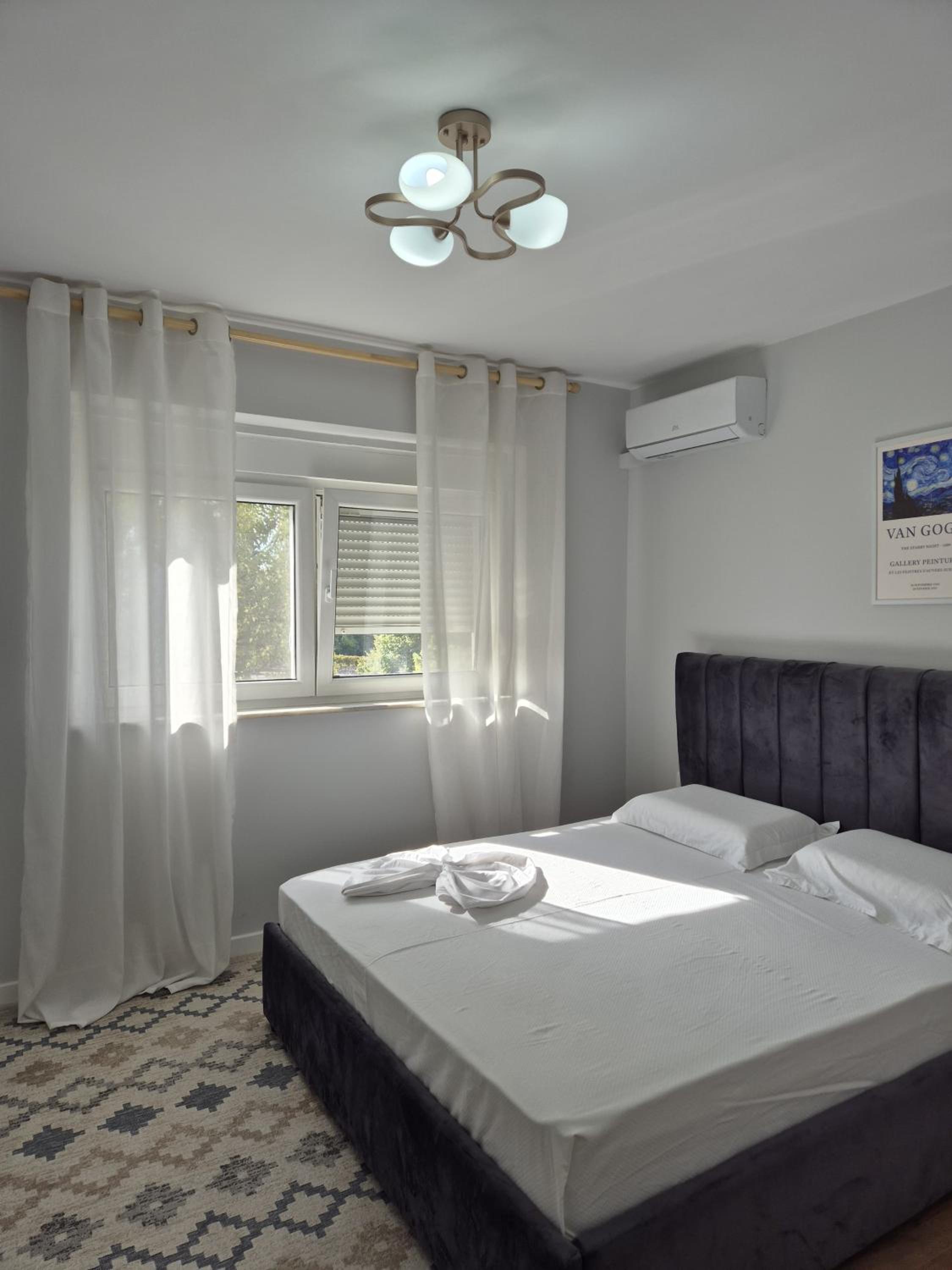 Mosaic Cane Apartment 2