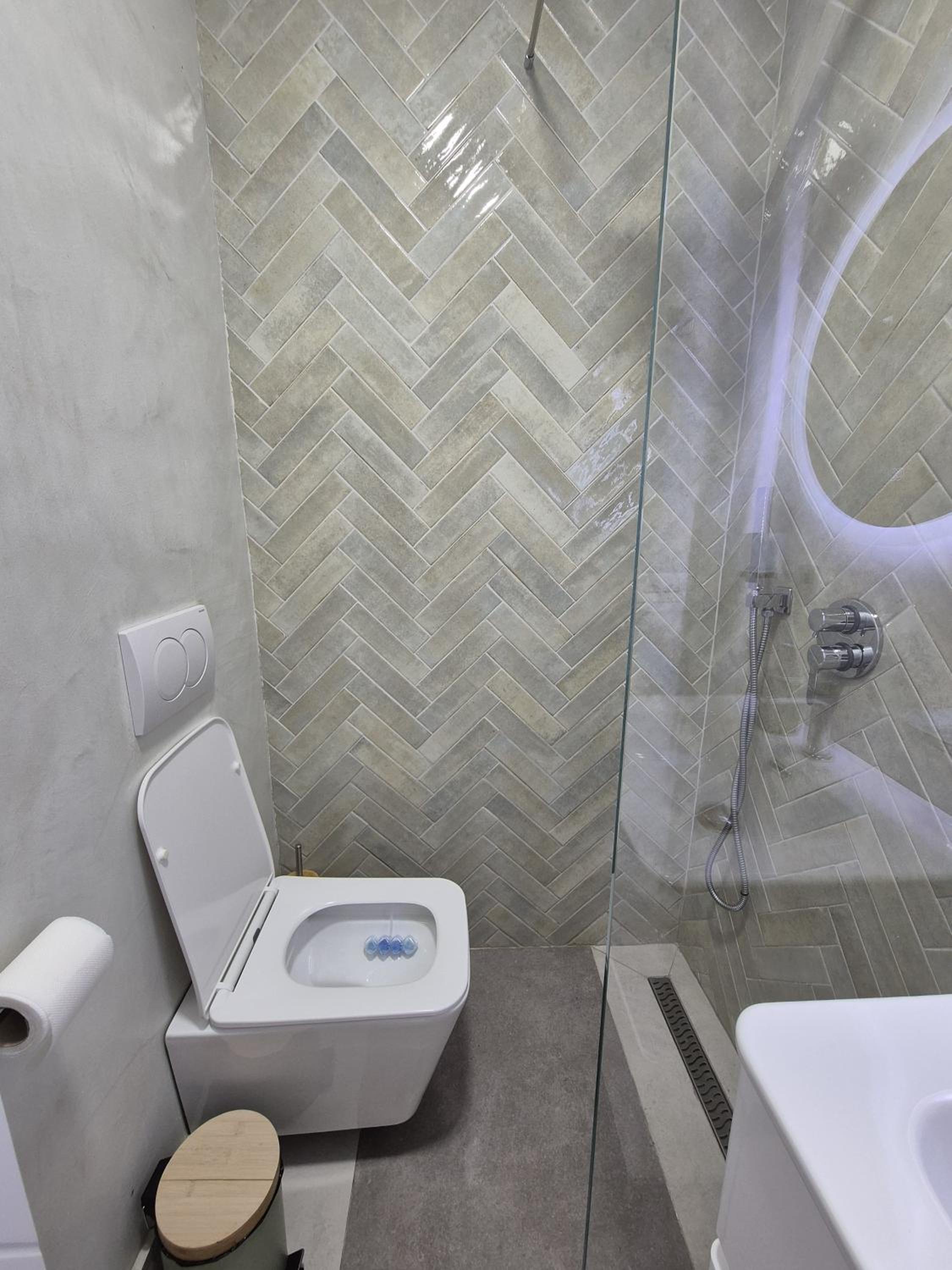 Mosaic Cane Apartment 2