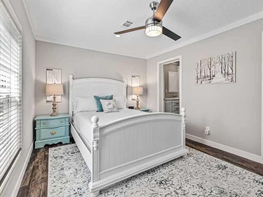 The Cozy Cabana - Property Image 18