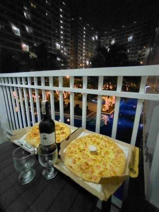 Shore Residences Tower D - One bedroom with Balcony view 3