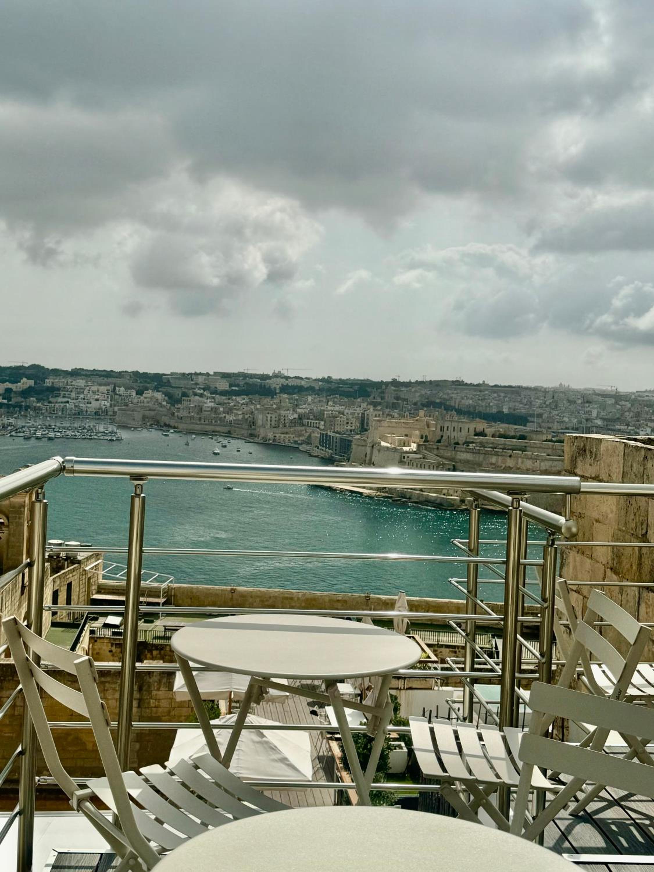 Hotel Paulos Valletta - Image 1
