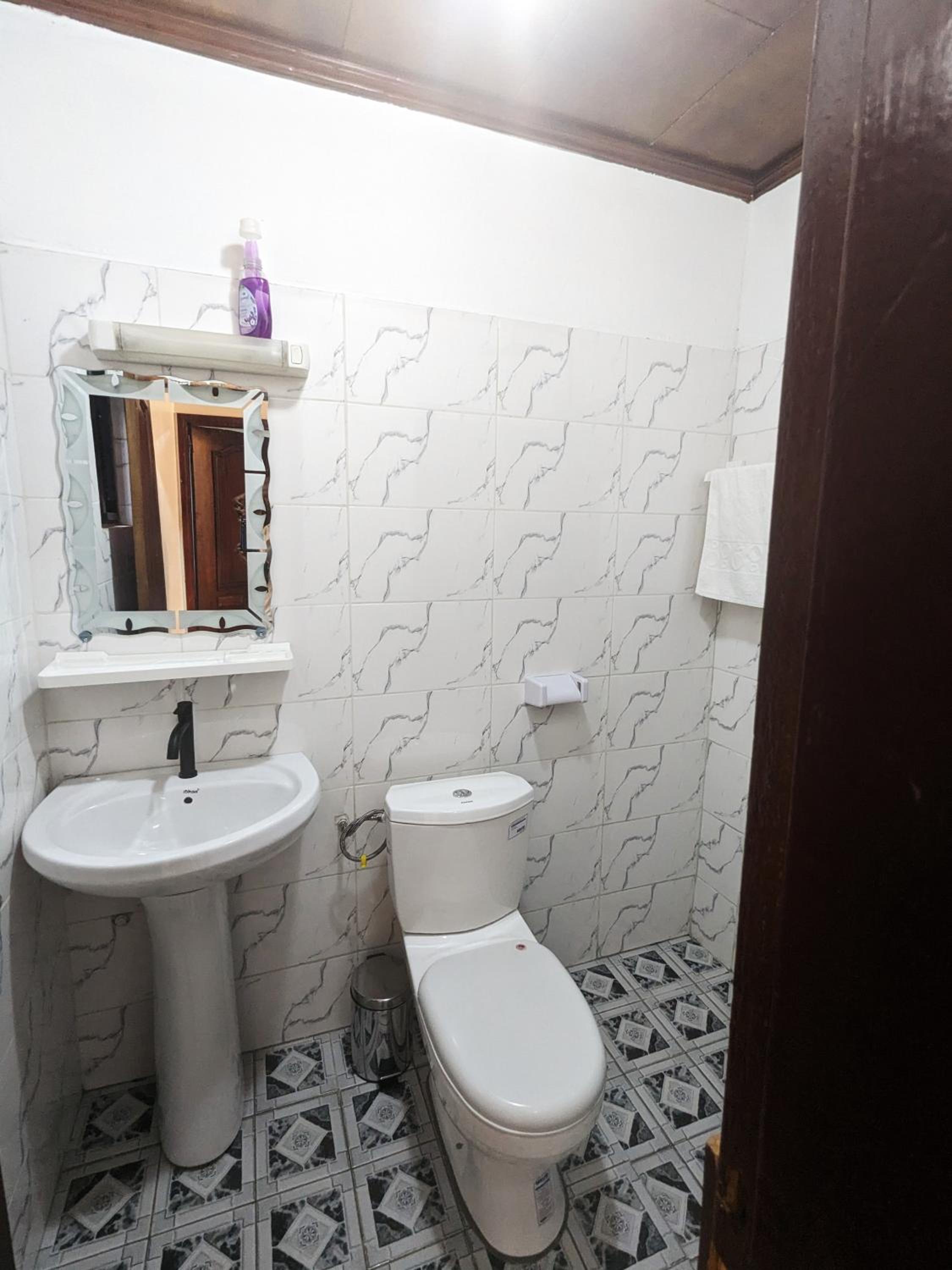 Chambre meublée extra confort à Yaoundé