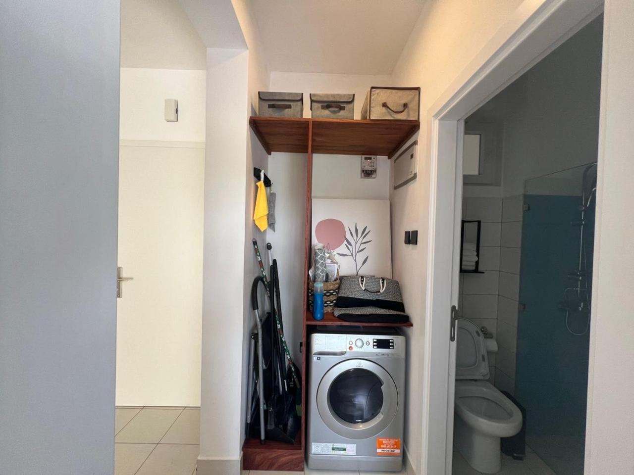 One bedroom with private garden view 4
