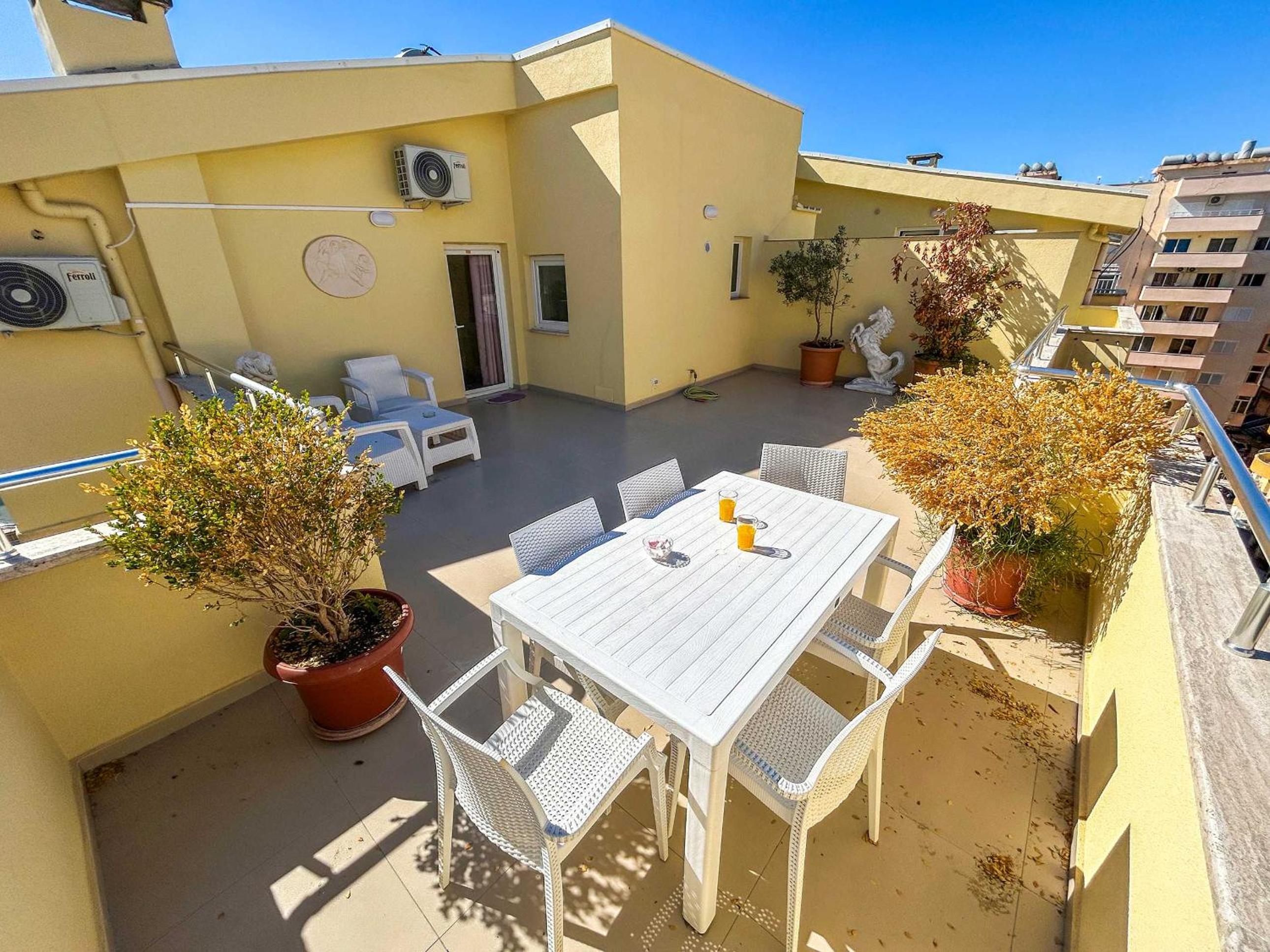 Apartment with terrace 1321