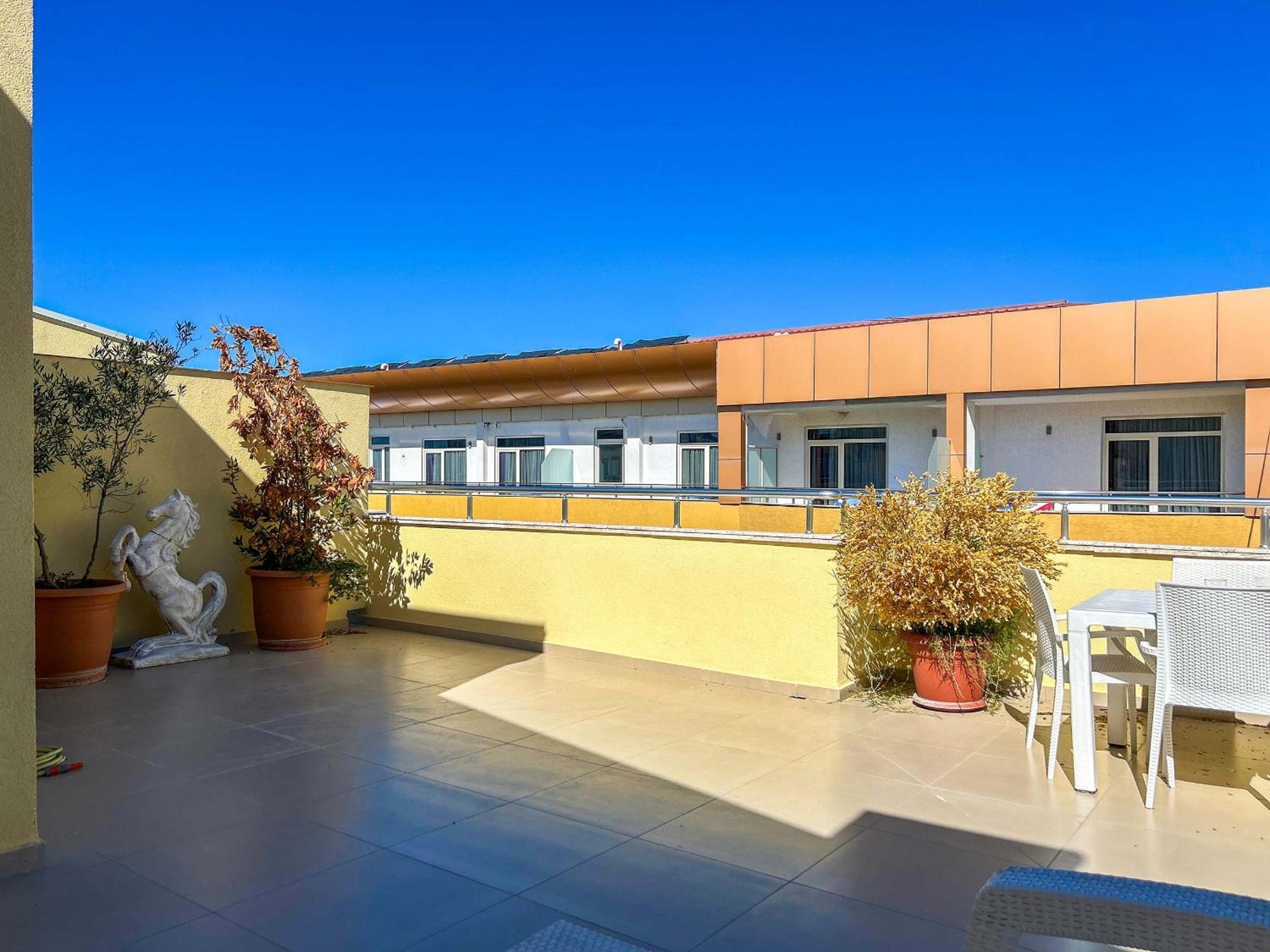 Apartment with terrace 1321