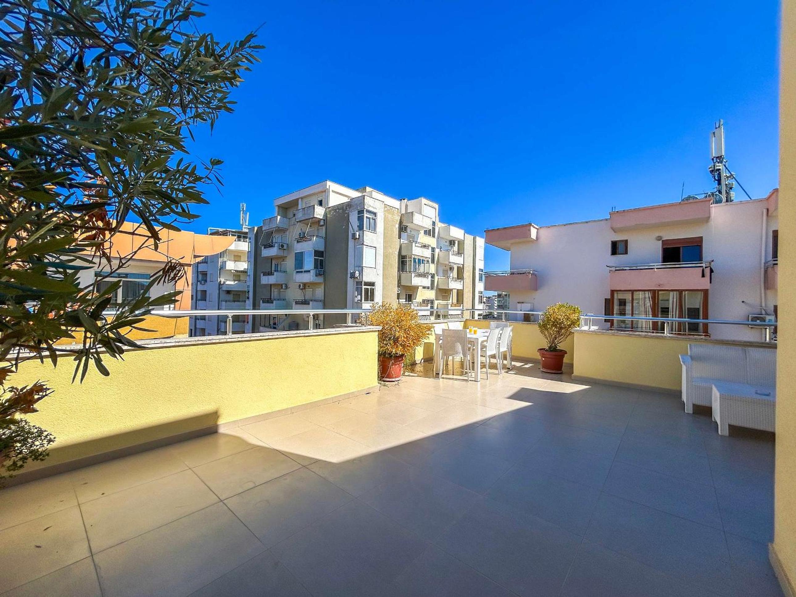 Apartment with terrace 1321
