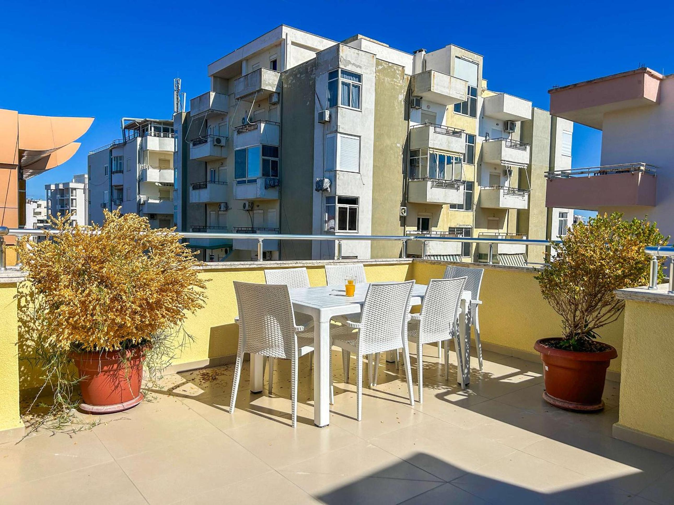 Apartment with terrace 1321