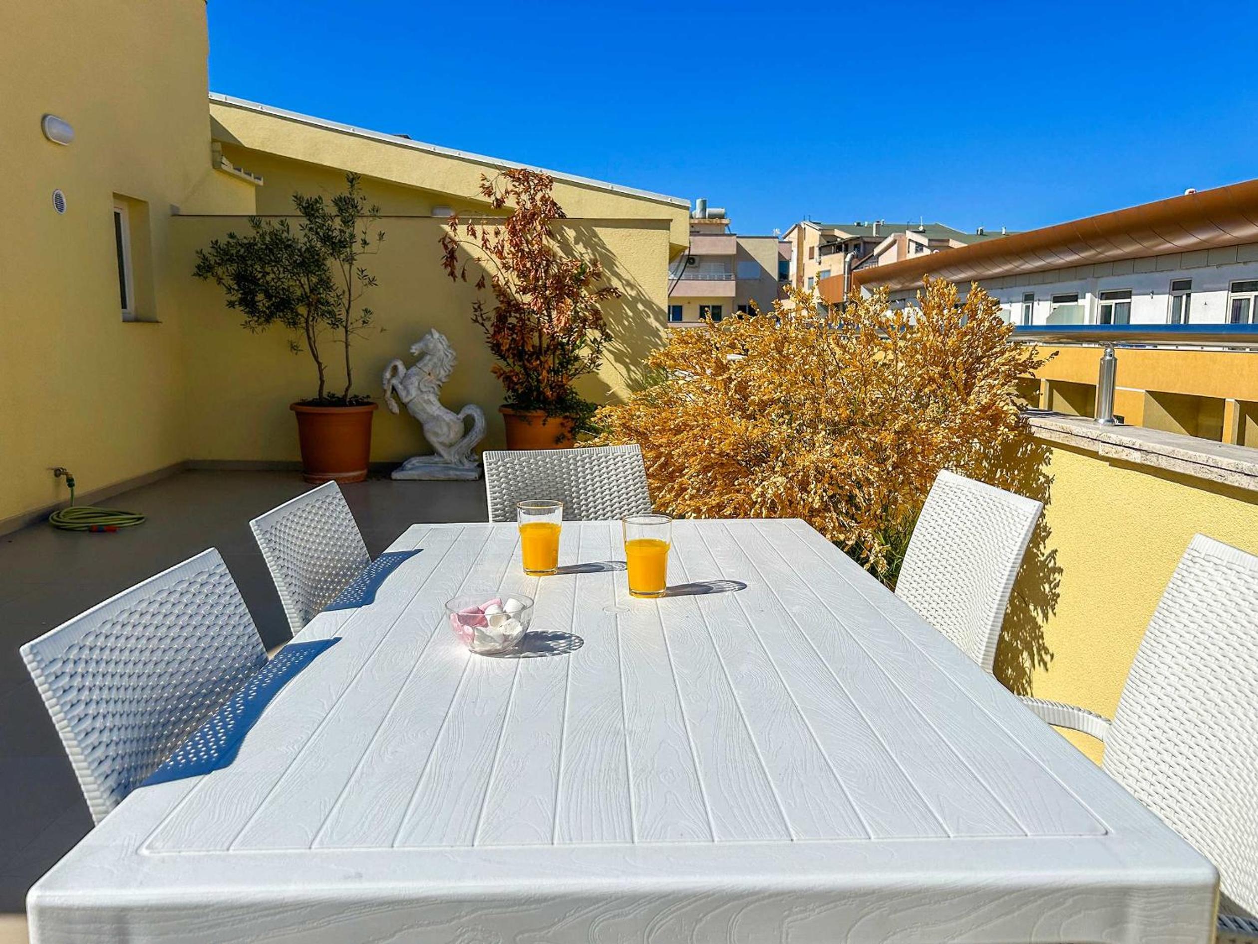 Apartment with terrace 1321