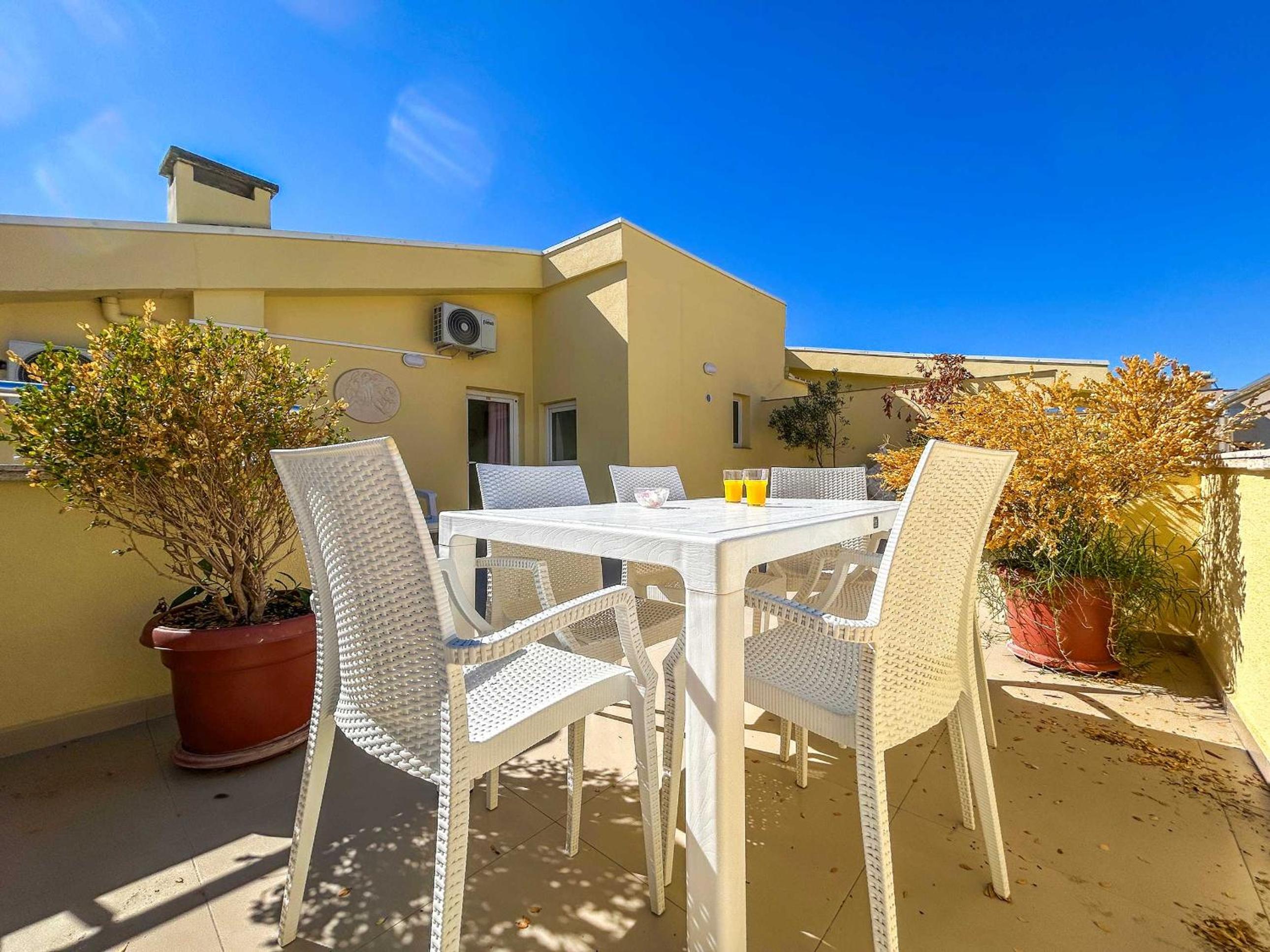 Apartment with terrace 1321