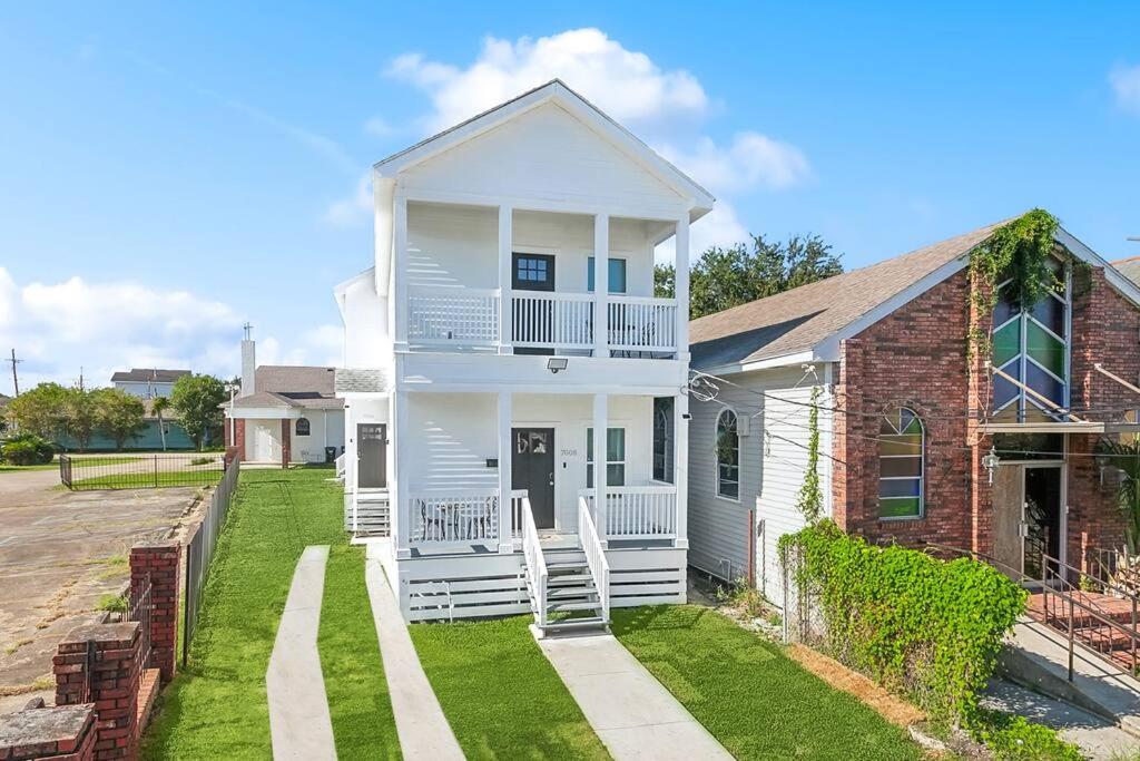 Charming Oasis in NOLA view 4