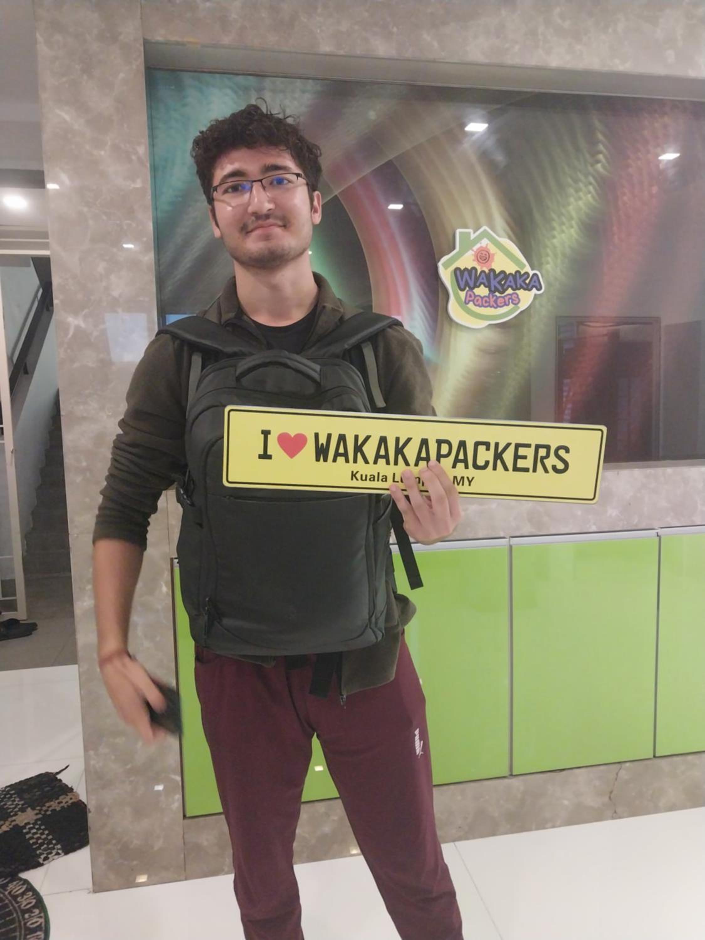 WakakaPackers
