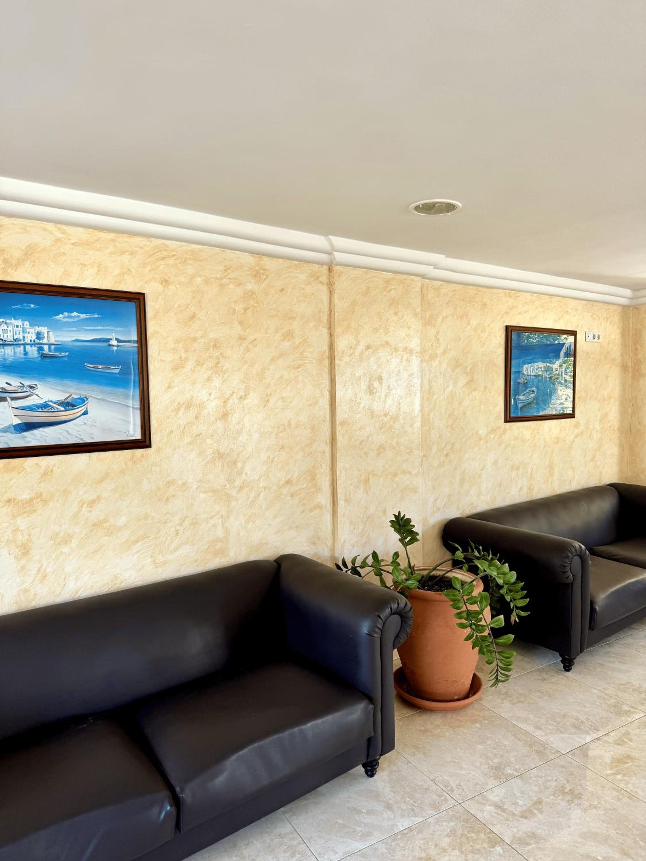 Heart of Las Americas Charming Beach Apartment Tenerife