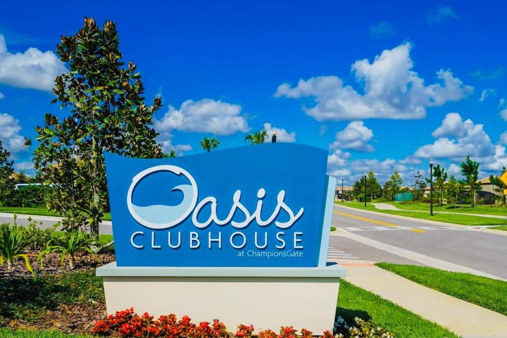 6BR5BA home w private pool Fl