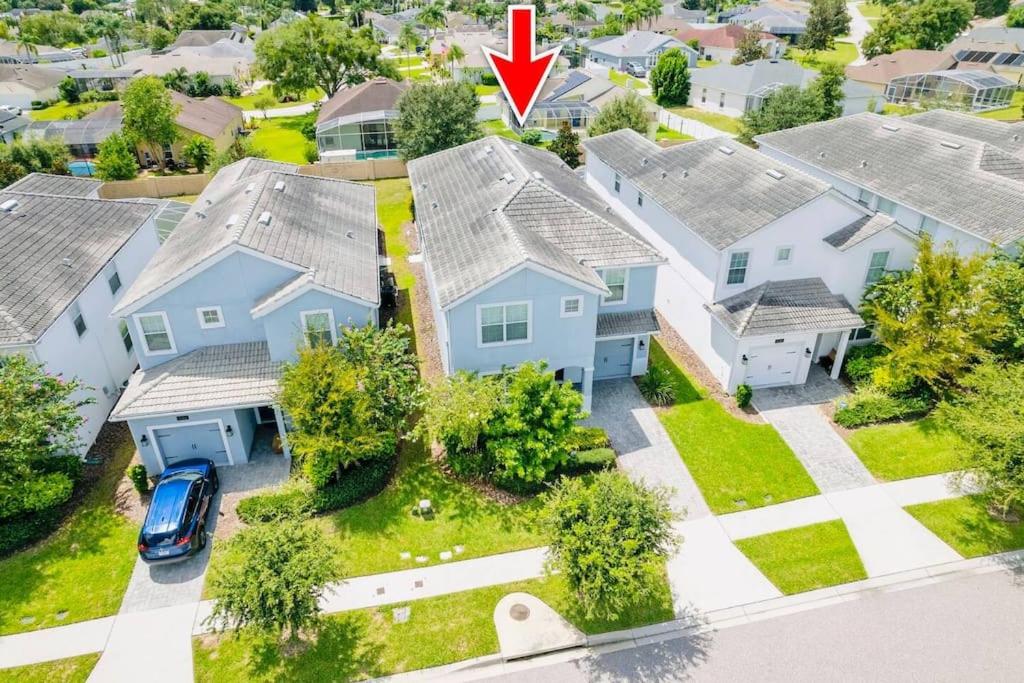 6BR5BA home w private pool Fl